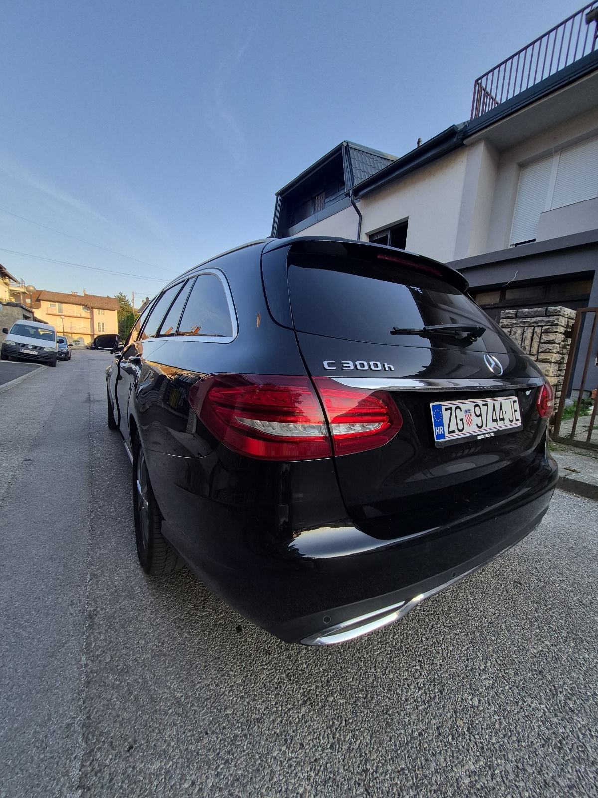 Mercedes-Benz C-klasa T-model C 300 h T Karavan automatik, pogled izvana - slika 5