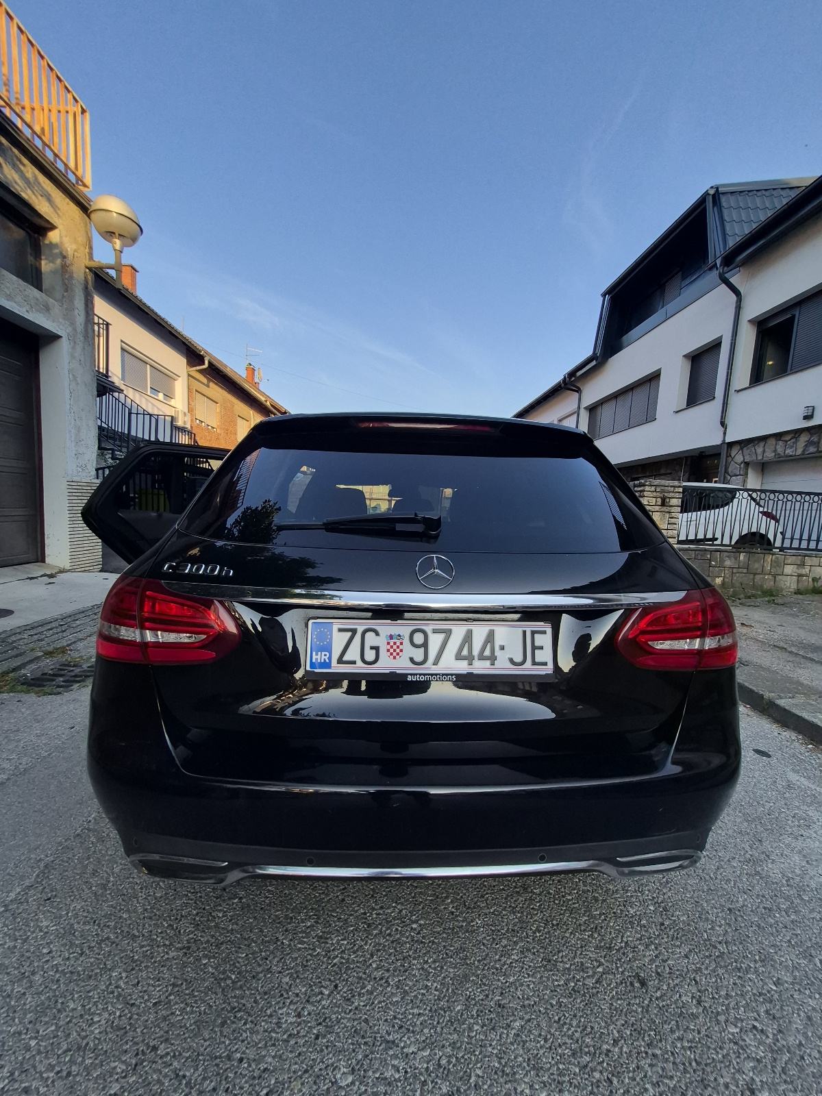 Mercedes-Benz C-klasa T-model C 300 h T Karavan automatik, pogled izvana - slika 2