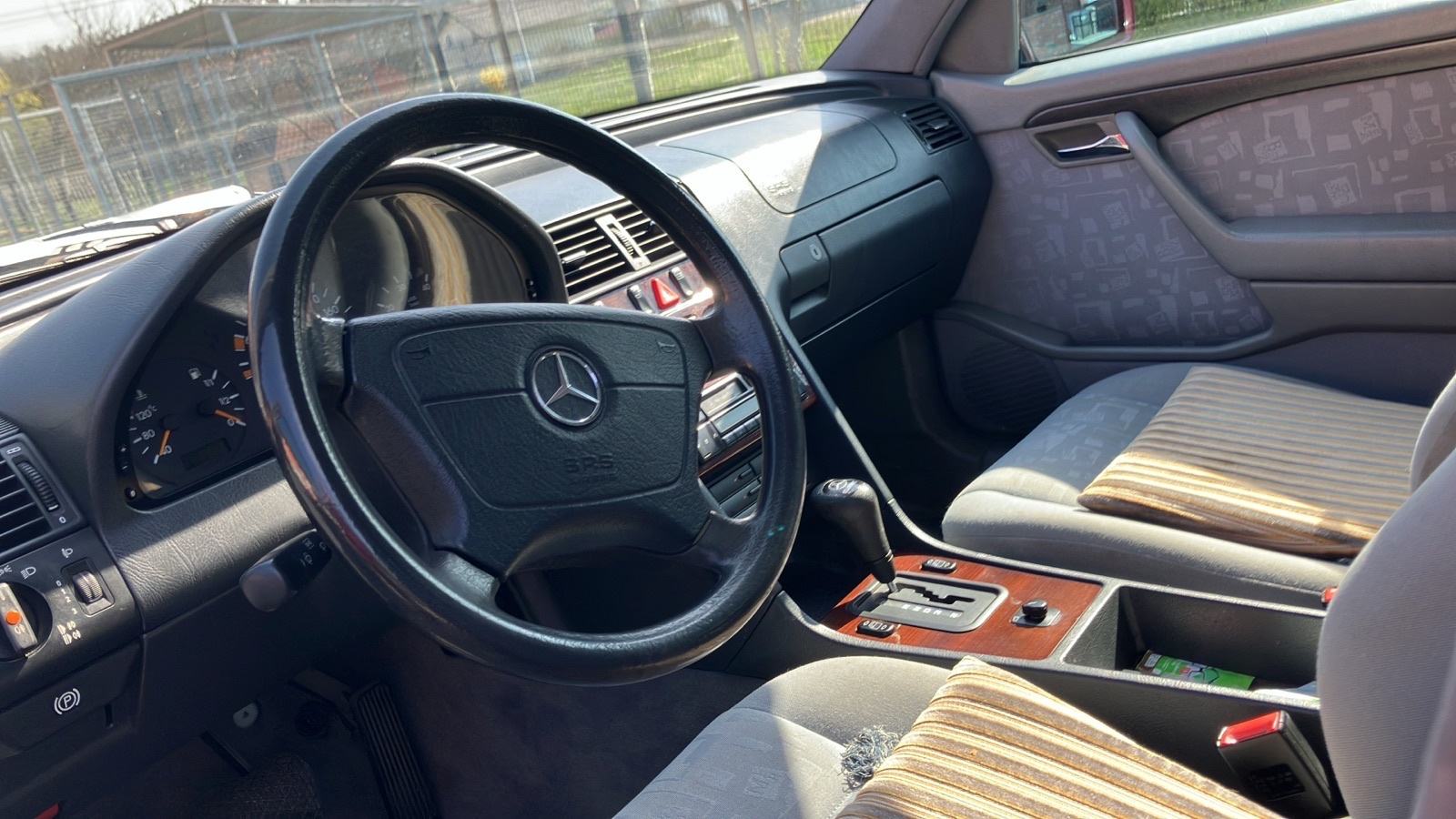 Mercedes-Benz C250 TD Turbo, fotografija 4