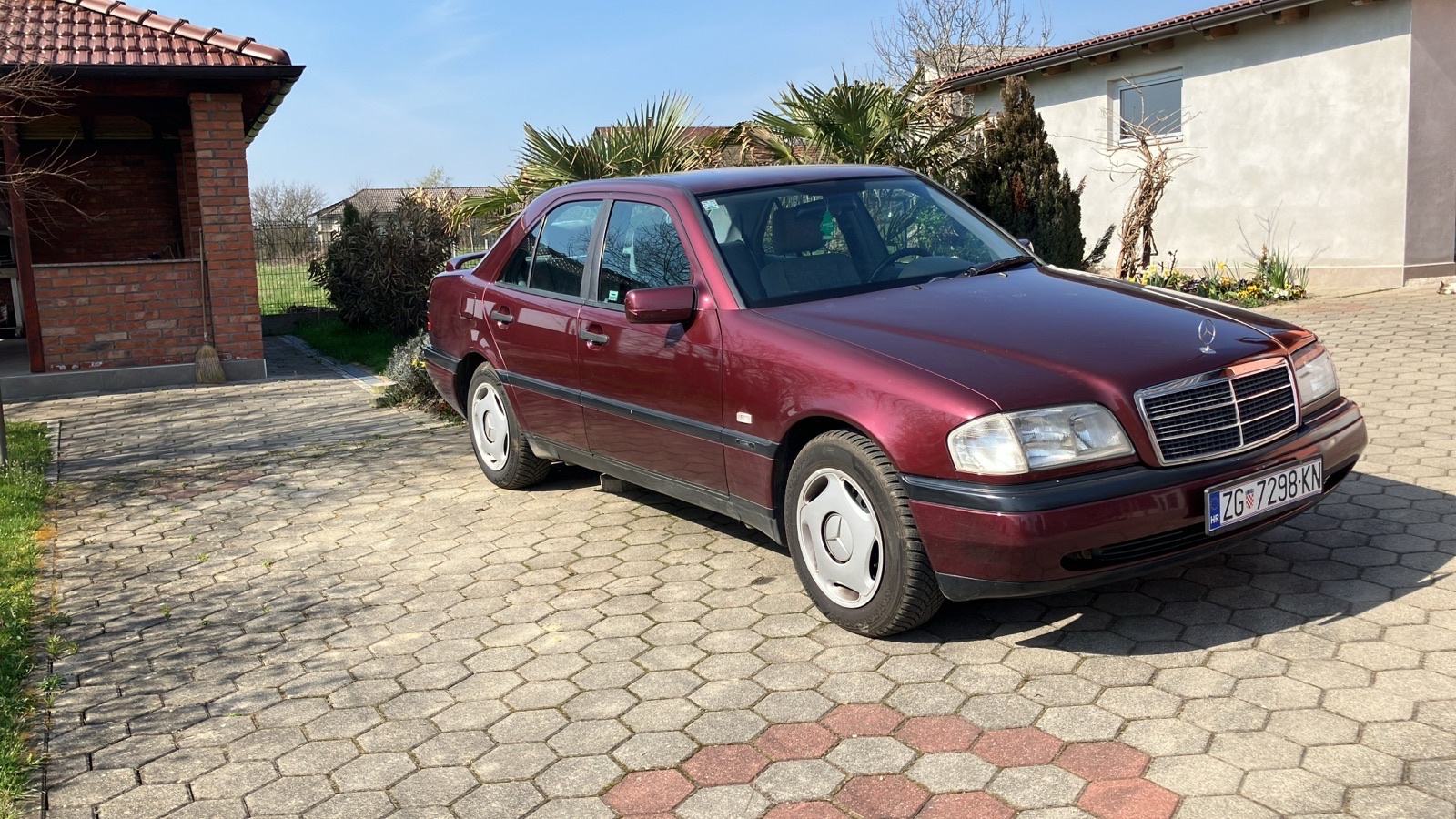 Mercedes-Benz C250 TD Turbo, fotografija 7
