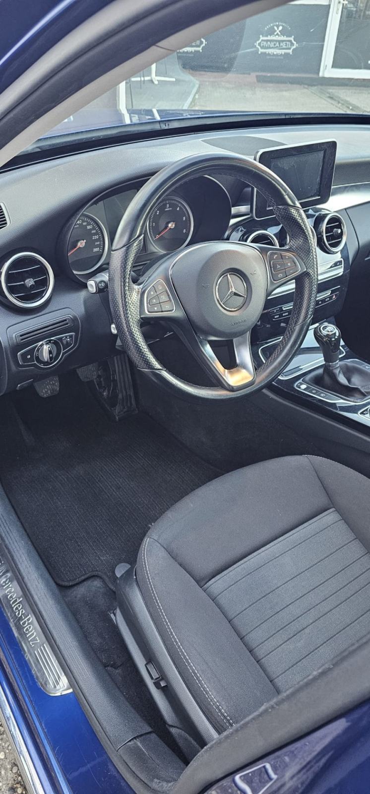Mercedes-Benz C-KLASA, C 200 d,ODLIČNO STANJE,1.GODINA REGISTRACIJE!, fotografija 9