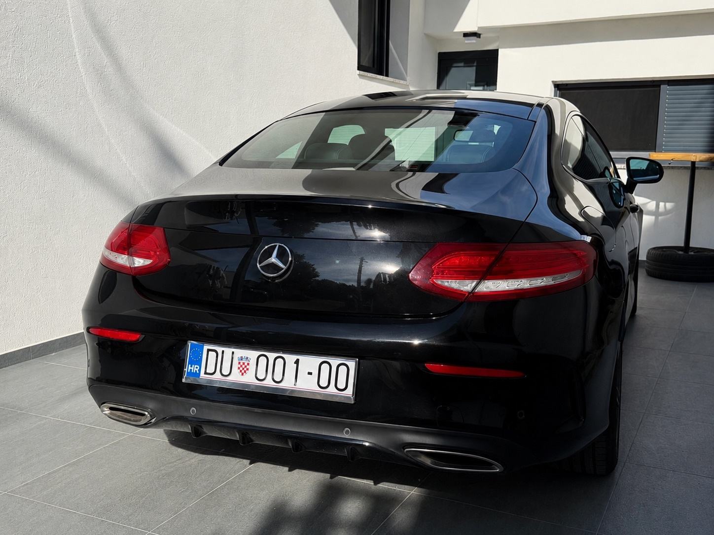 Mercedes-Benz C200 Coupe 2.0 184ks AMG /1. Vlasnik/Registriran/, fotografija 6