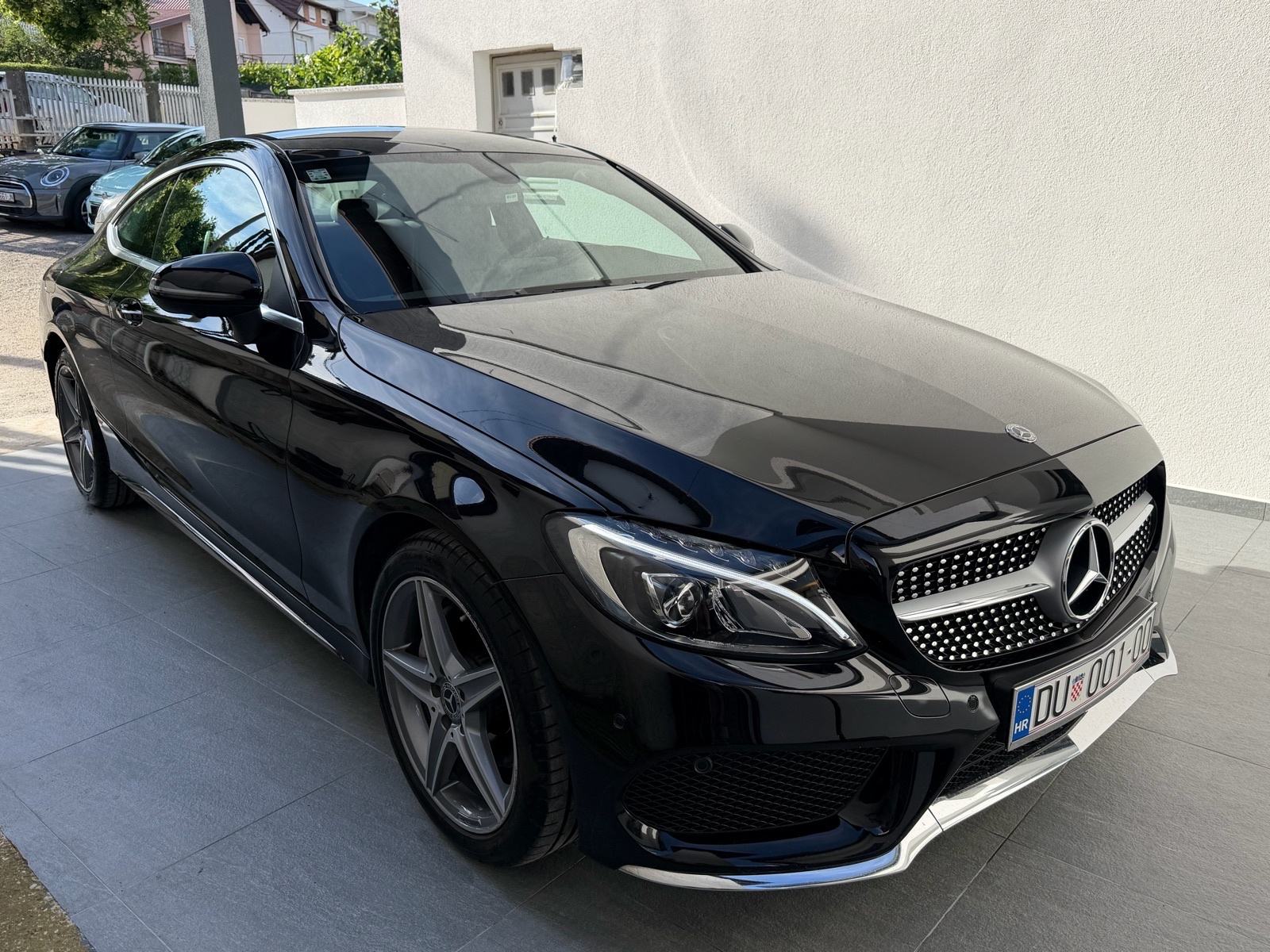 Mercedes-Benz C200 Coupe 2.0 184ks AMG /1. Vlasnik/Registriran/, pogled izvana - slika 3