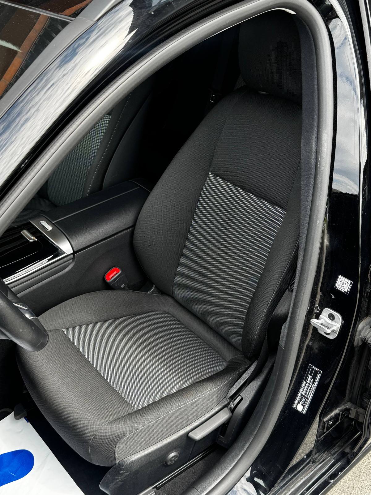Mercedes-Benz C200d T-Model Avantgarde *U PDV-U*LED*NAVI*ASISTENTI*, fotografija 9