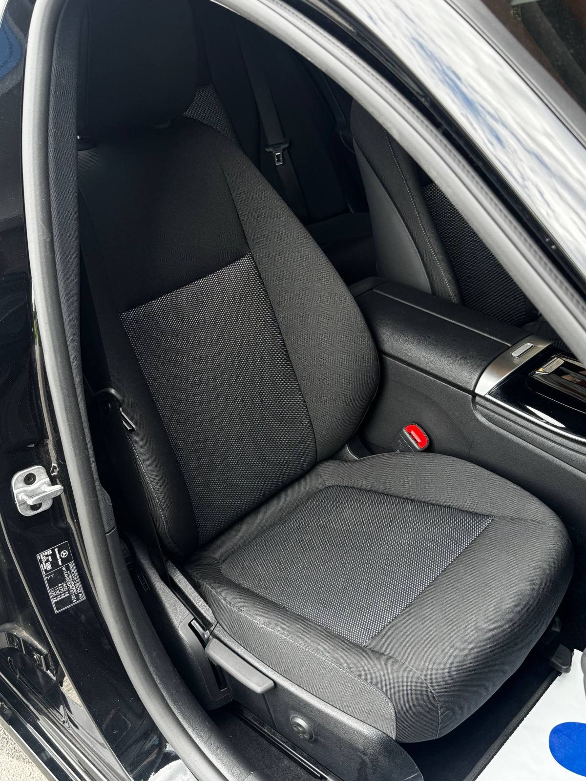 Mercedes-Benz C200d T-Model Avantgarde *U PDV-U*LED*NAVI*ASISTENTI*, fotografija 19