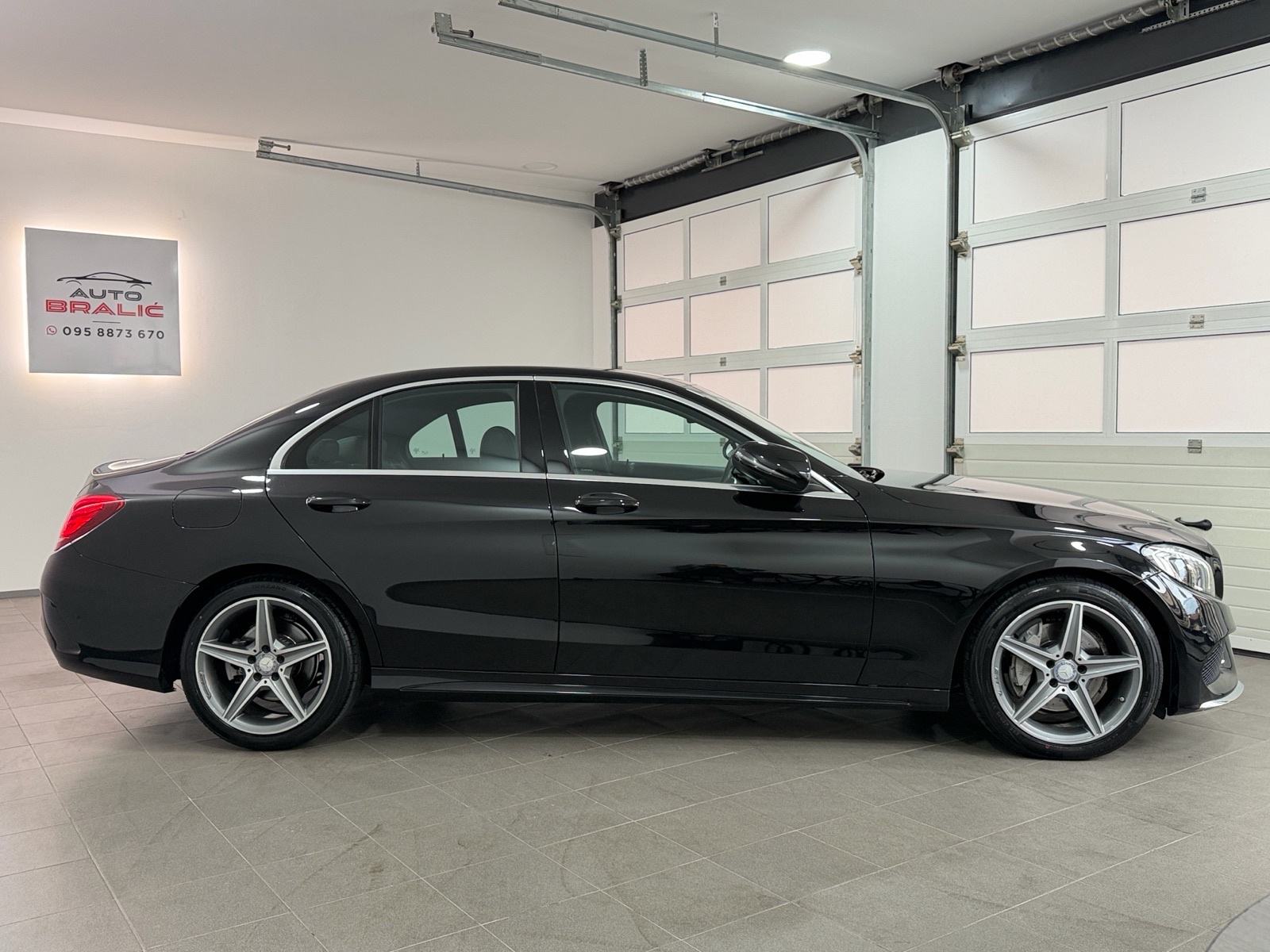 ♦️MERCEDES-BENZ C220 AMG♦️JAMSTVO♦️MATRIX~LED~KAMERE 360~F1~KOŽA~R18♦️, fotografija 5