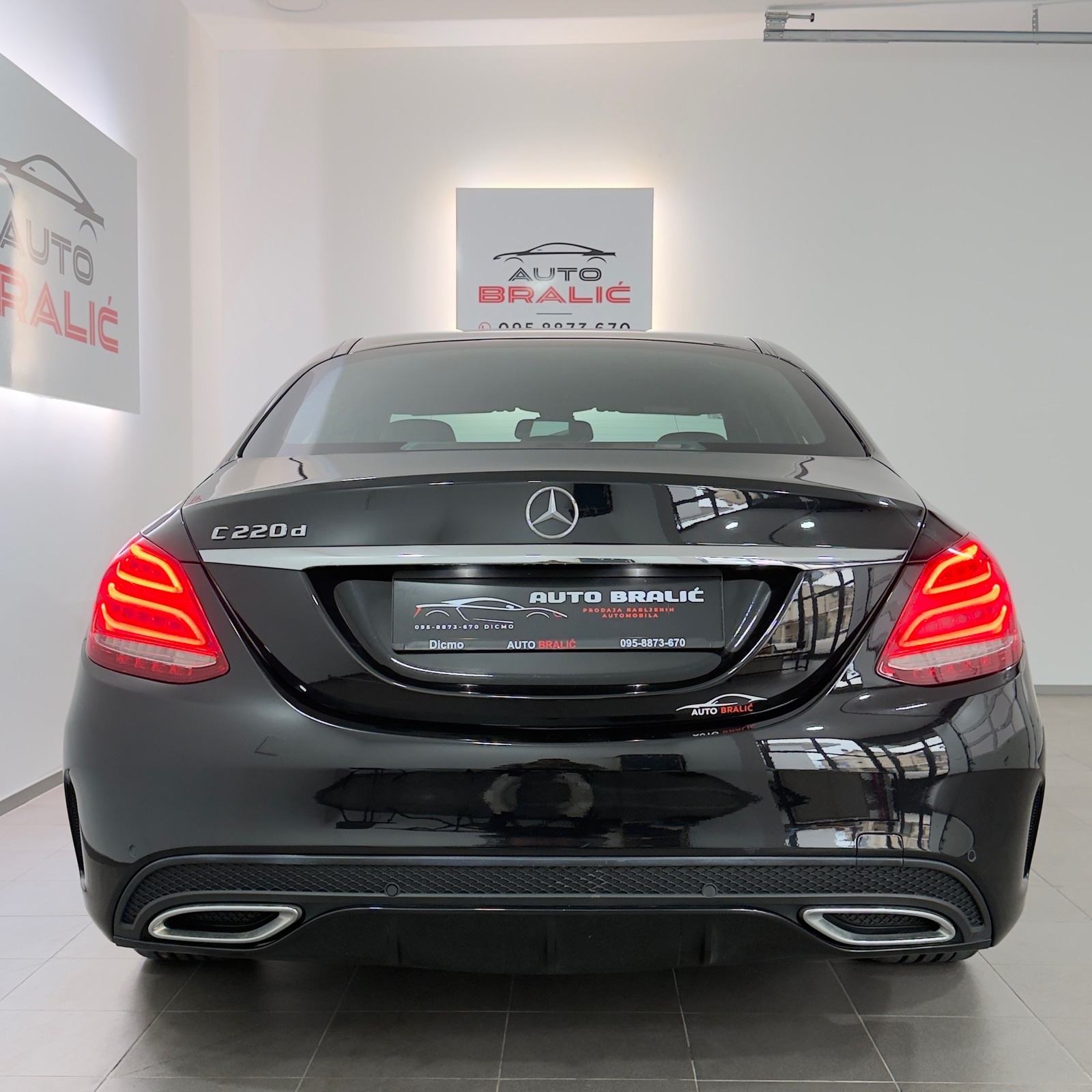 ♦️MERCEDES-BENZ C220 AMG♦️JAMSTVO♦️MATRIX~LED~KAMERE 360~F1~KOŽA~R18♦️, fotografija 8