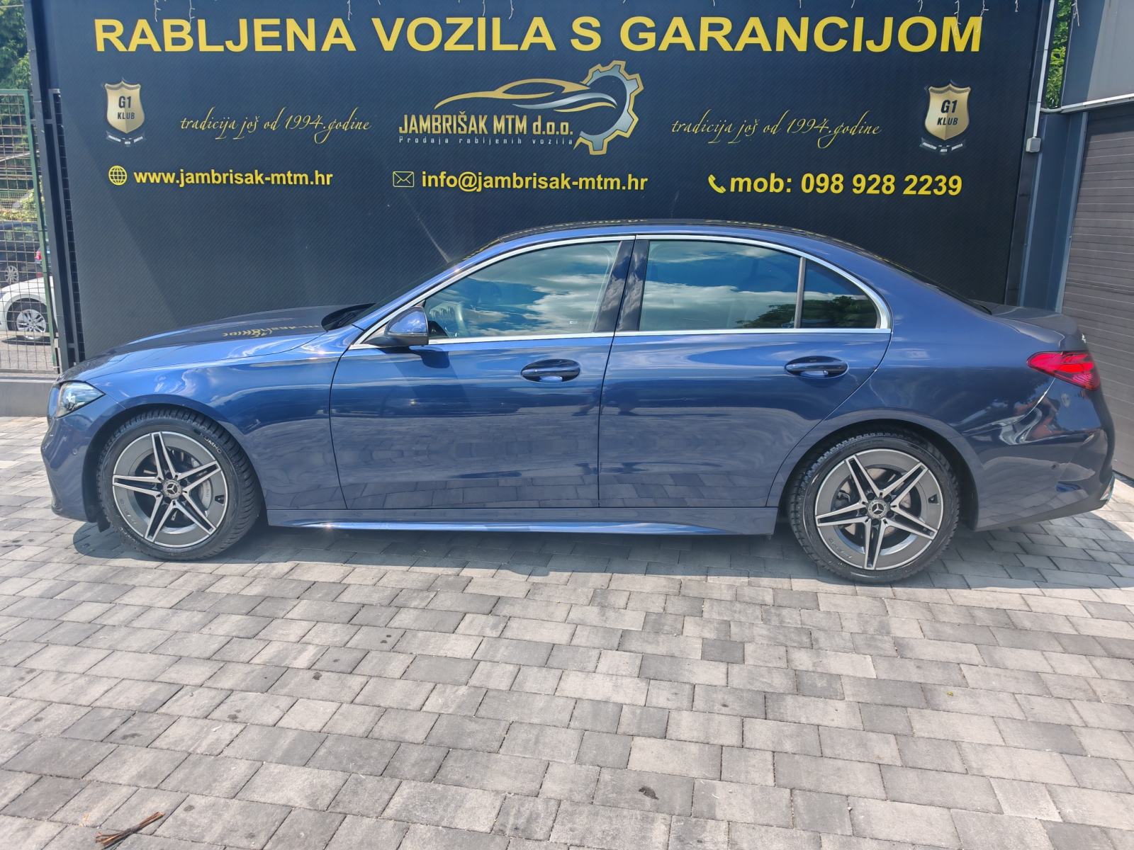 ⭐Mercedes-Benz C220 CDI AMG-line◽JUNGE STERNE GARANTIE◽TOP STANJE◽NOV⭐, fotografija 3