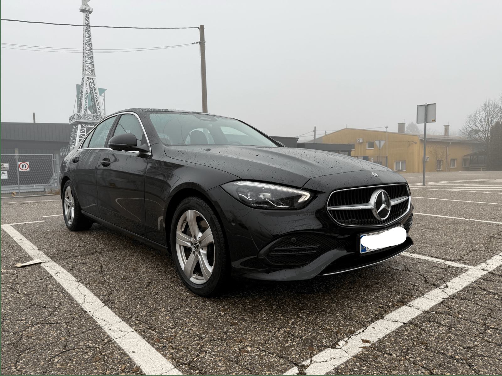 MercedesC220d-20000 km/2024.g-Ljetni/Zimski Set, Koža, fotografija 17