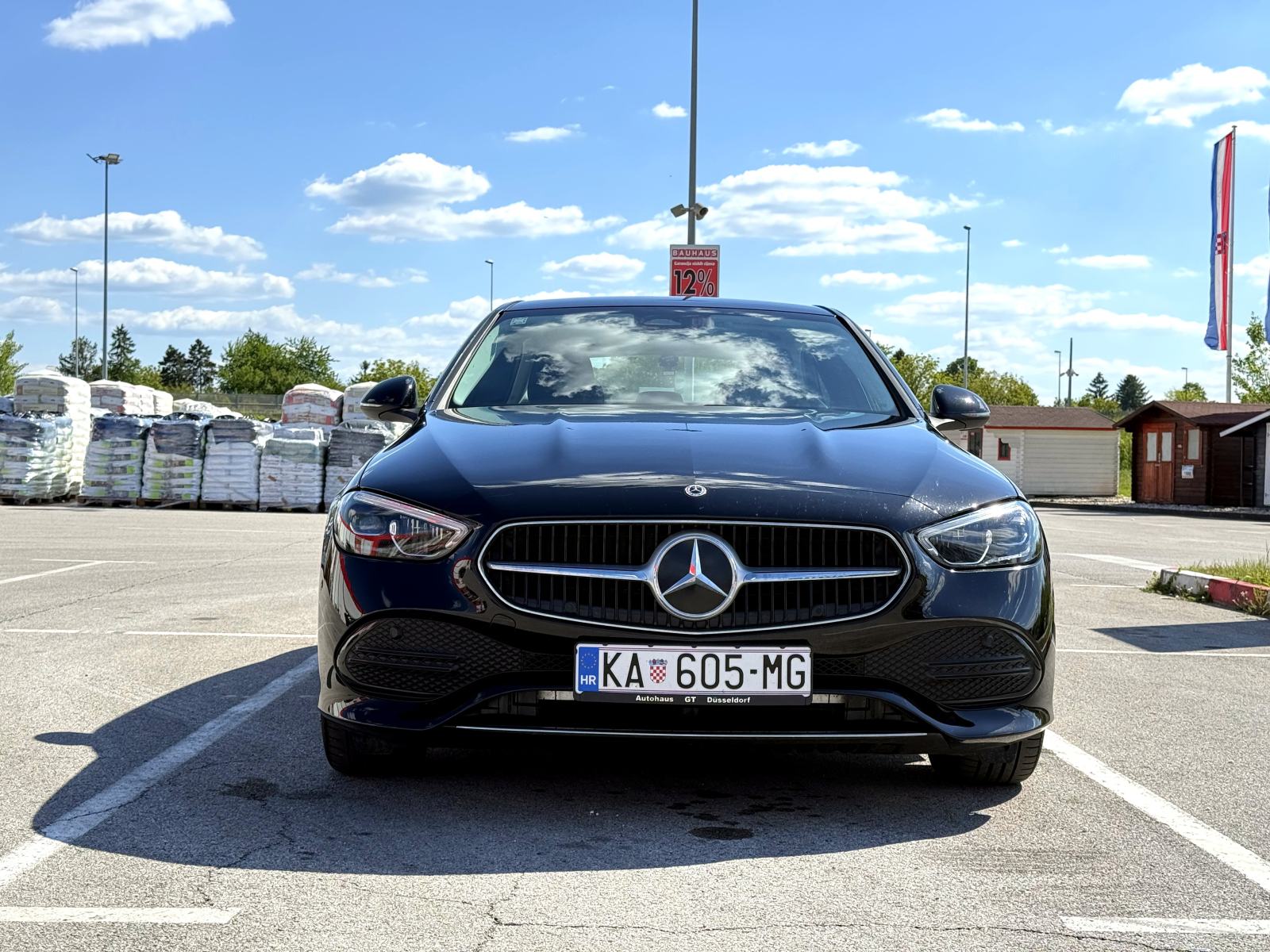 MercedesC220d-20000 km/2024.g-Ljetni/Zimski Set, Koža, fotografija 6