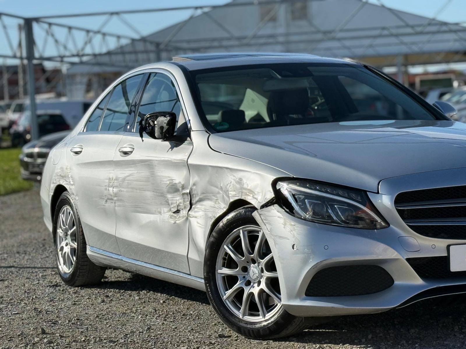 MERCEDES BENZ C220d - Oštećeno vozilo DOSTAVA GRATIS!!!, fotografija 2