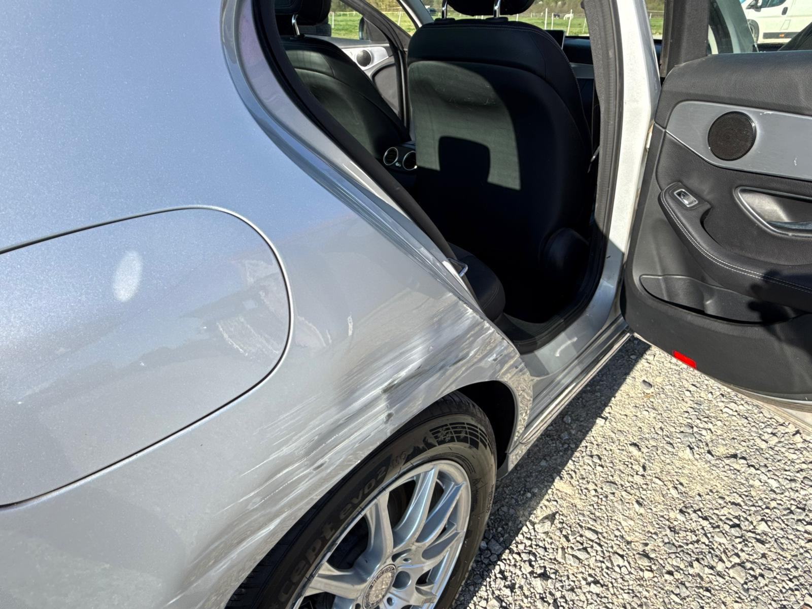 MERCEDES BENZ C220d - Oštećeno vozilo DOSTAVA GRATIS!!!, fotografija 12