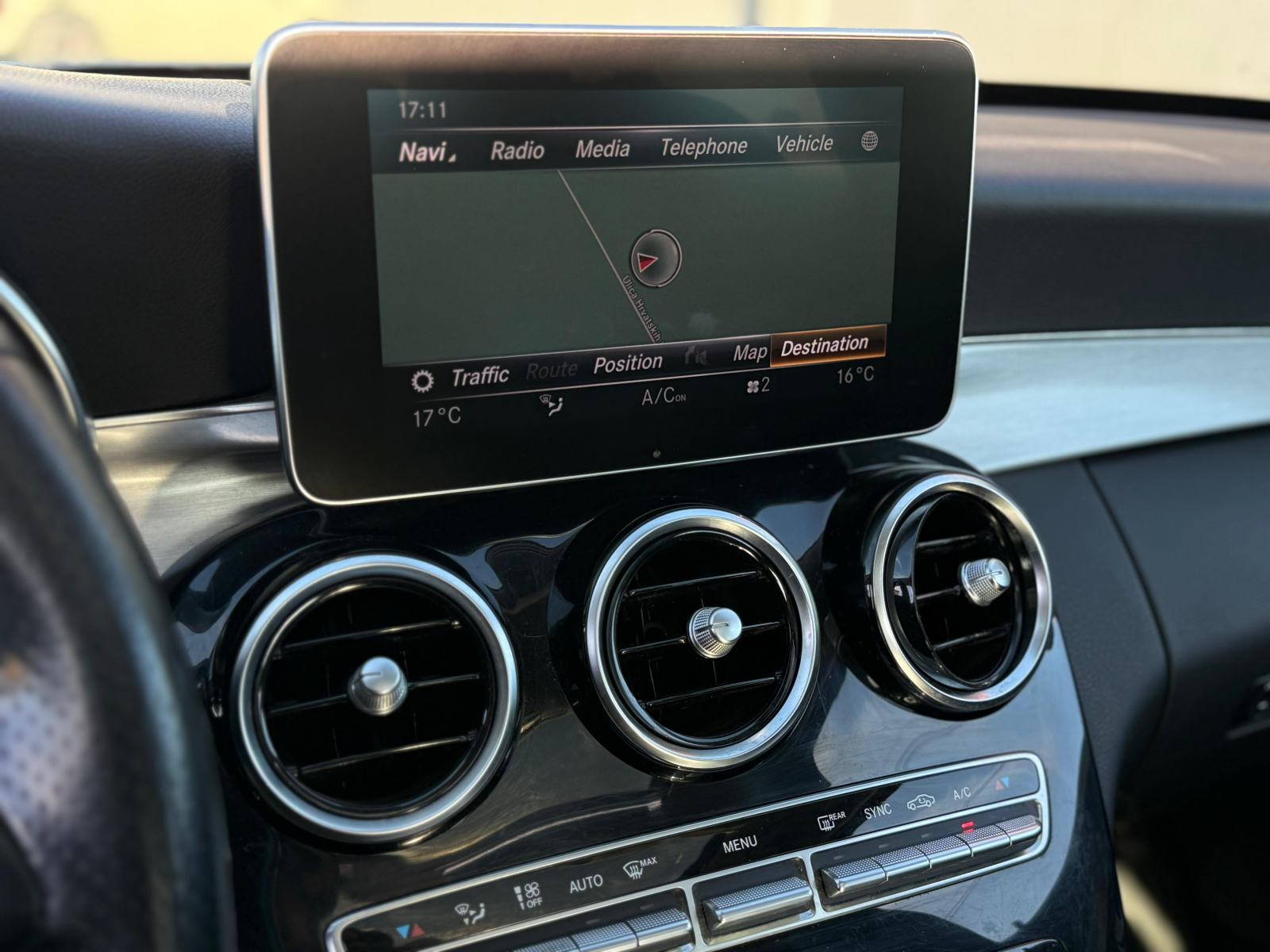 MERCEDES BENZ C220d - Oštećeno vozilo DOSTAVA GRATIS!!!, fotografija 20