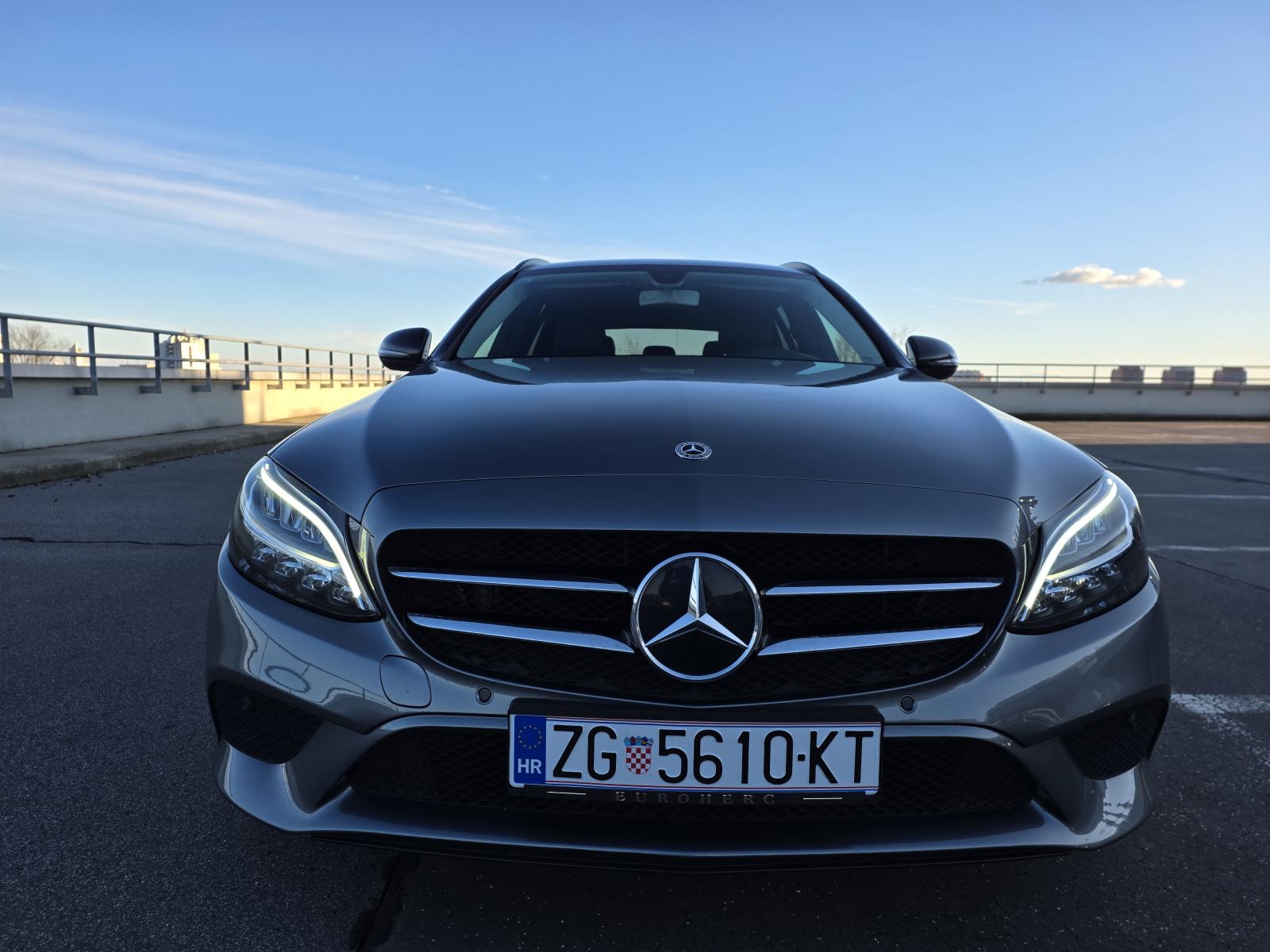 Mercedes-Benz C220d,redizajn,195ks, Automatik,LED,Alu 17,kamera, fotografija 5