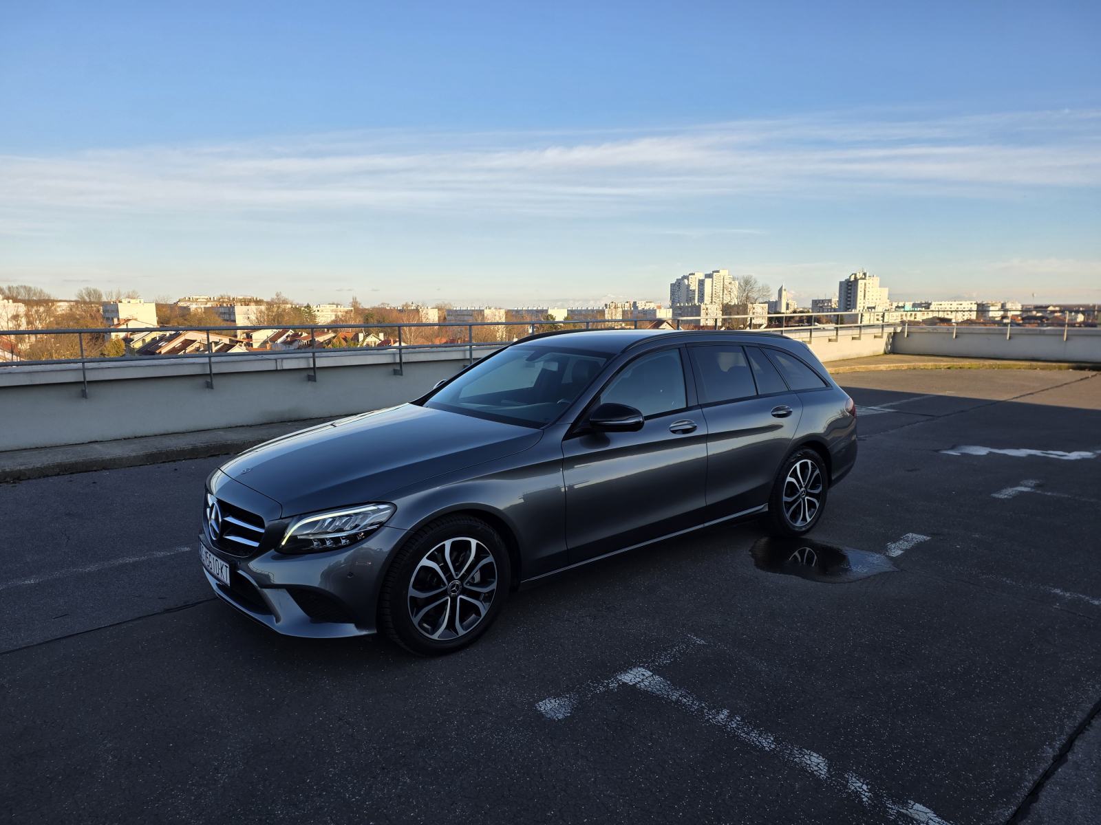 Mercedes-Benz C220d,redizajn,195ks, Automatik,LED,Alu 17,kamera, fotografija 14