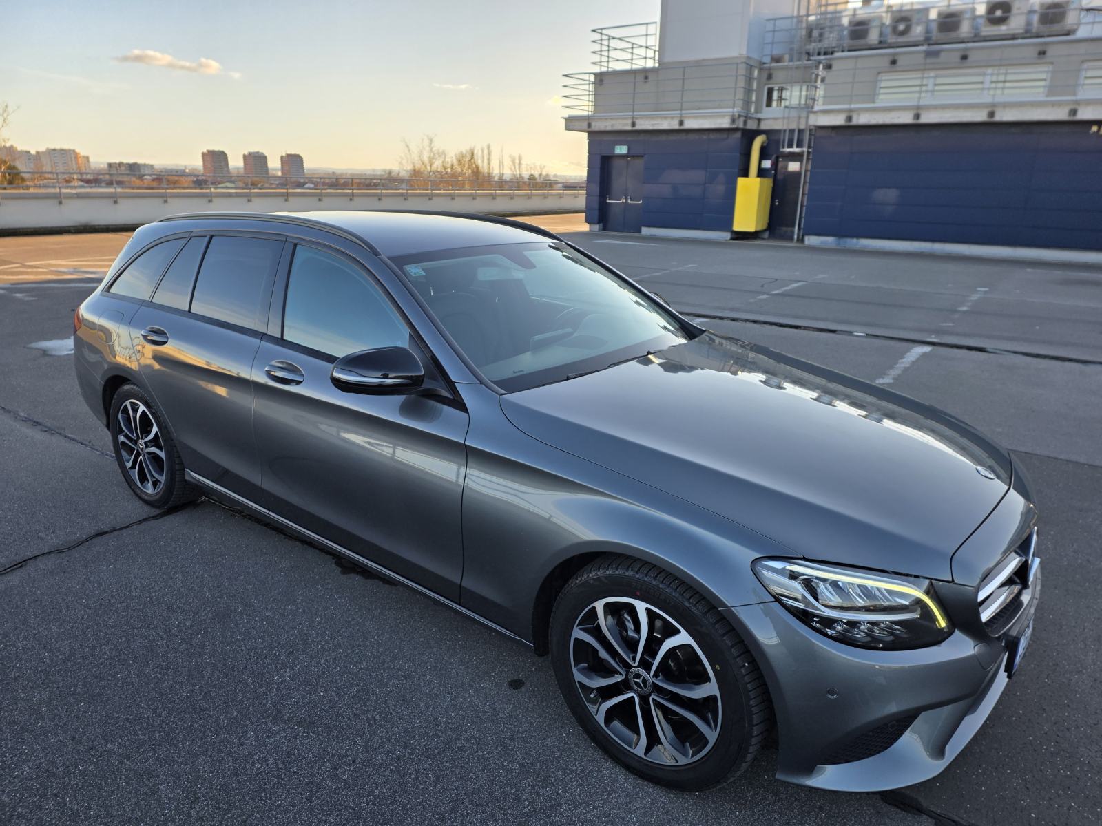 Mercedes-Benz C220d,redizajn,195ks, Automatik,LED,Alu 17,kamera, fotografija 12