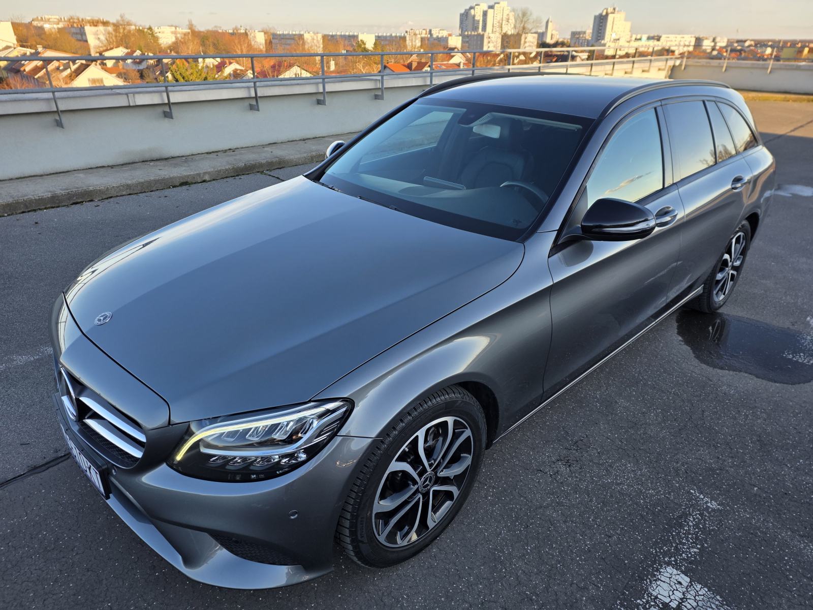 Mercedes-Benz C220d,redizajn,195ks, Automatik,LED,Alu 17,kamera, fotografija 3