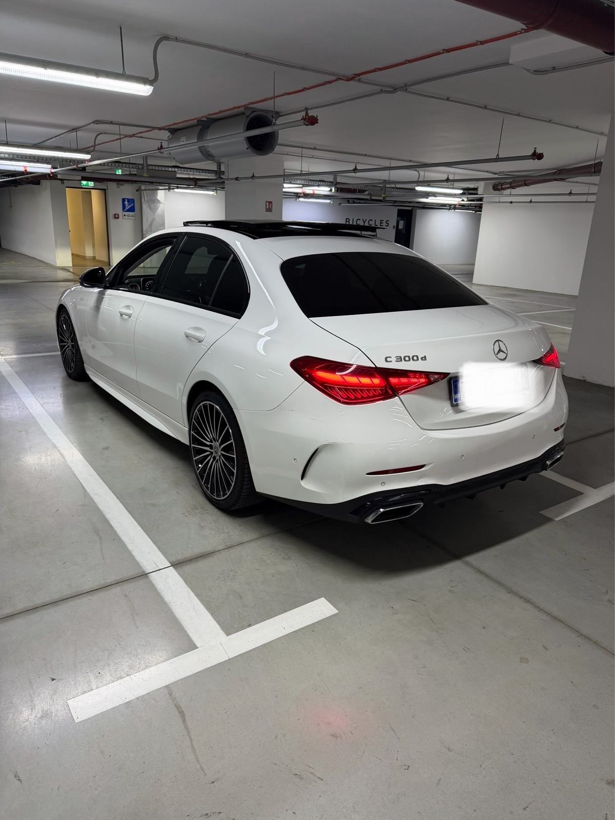 Mercedes-Benz C300d | AMG Line 2021 | Panorama | Bogata oprema, fotografija 5