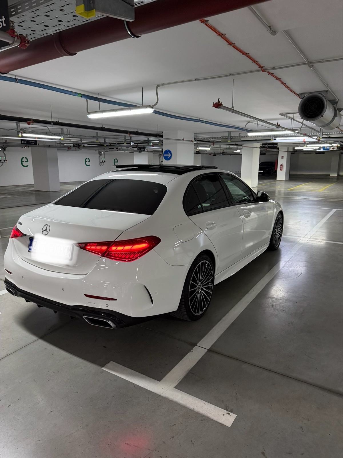 Mercedes-Benz C300d | AMG Line 2021 | Panorama | Bogata oprema, fotografija 7