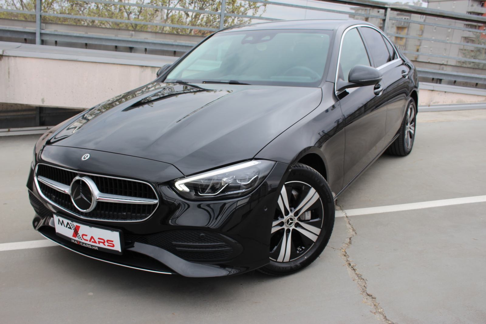 Mercedes-Benz C300e 4Matic•Avangarde•Kamere 360°•Grijanje sj.•Led•PDV, fotografija 17