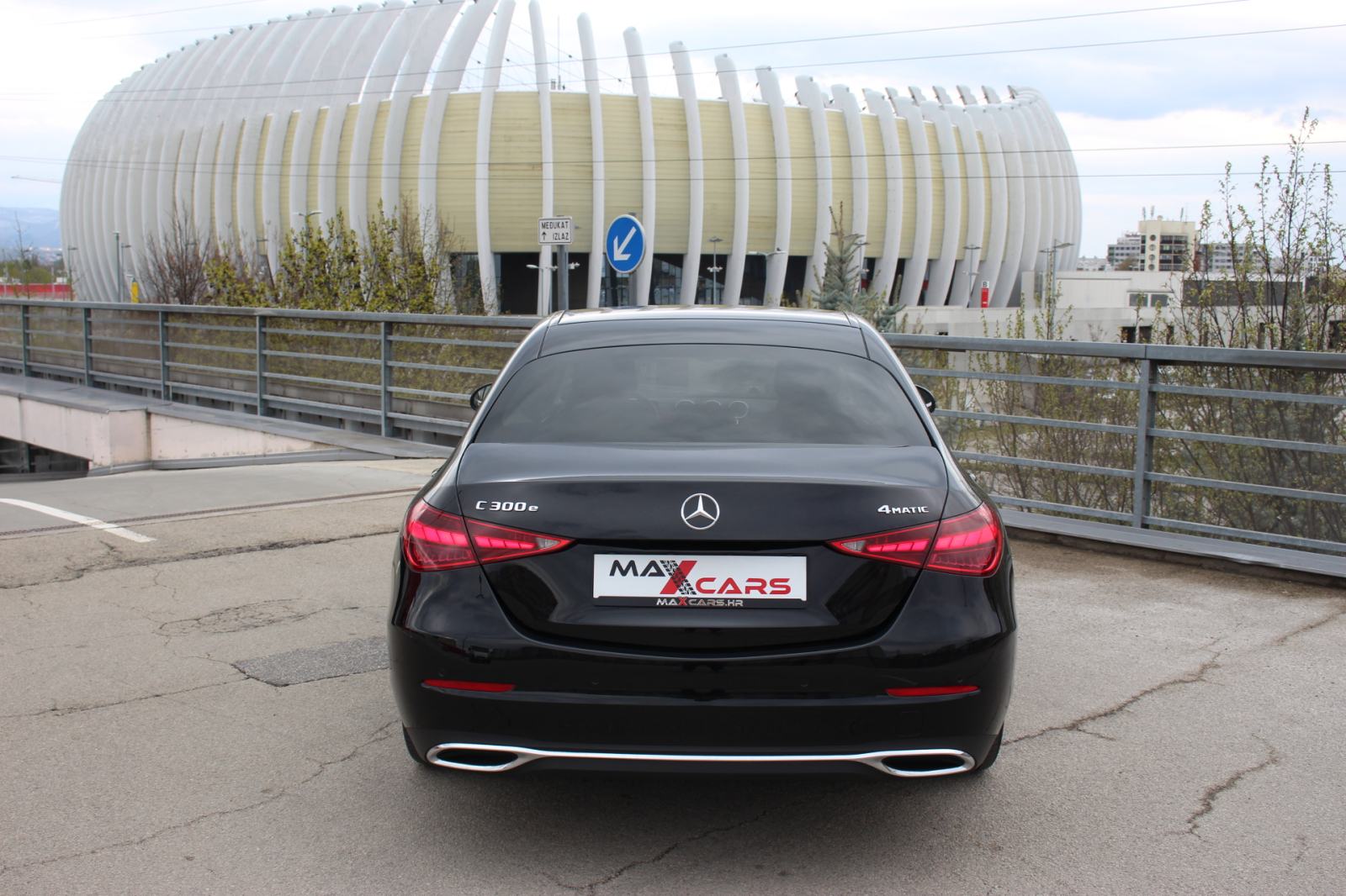 Mercedes-Benz C300e 4Matic•Avangarde•Kamere 360°•Grijanje sj.•Led•PDV, fotografija 8