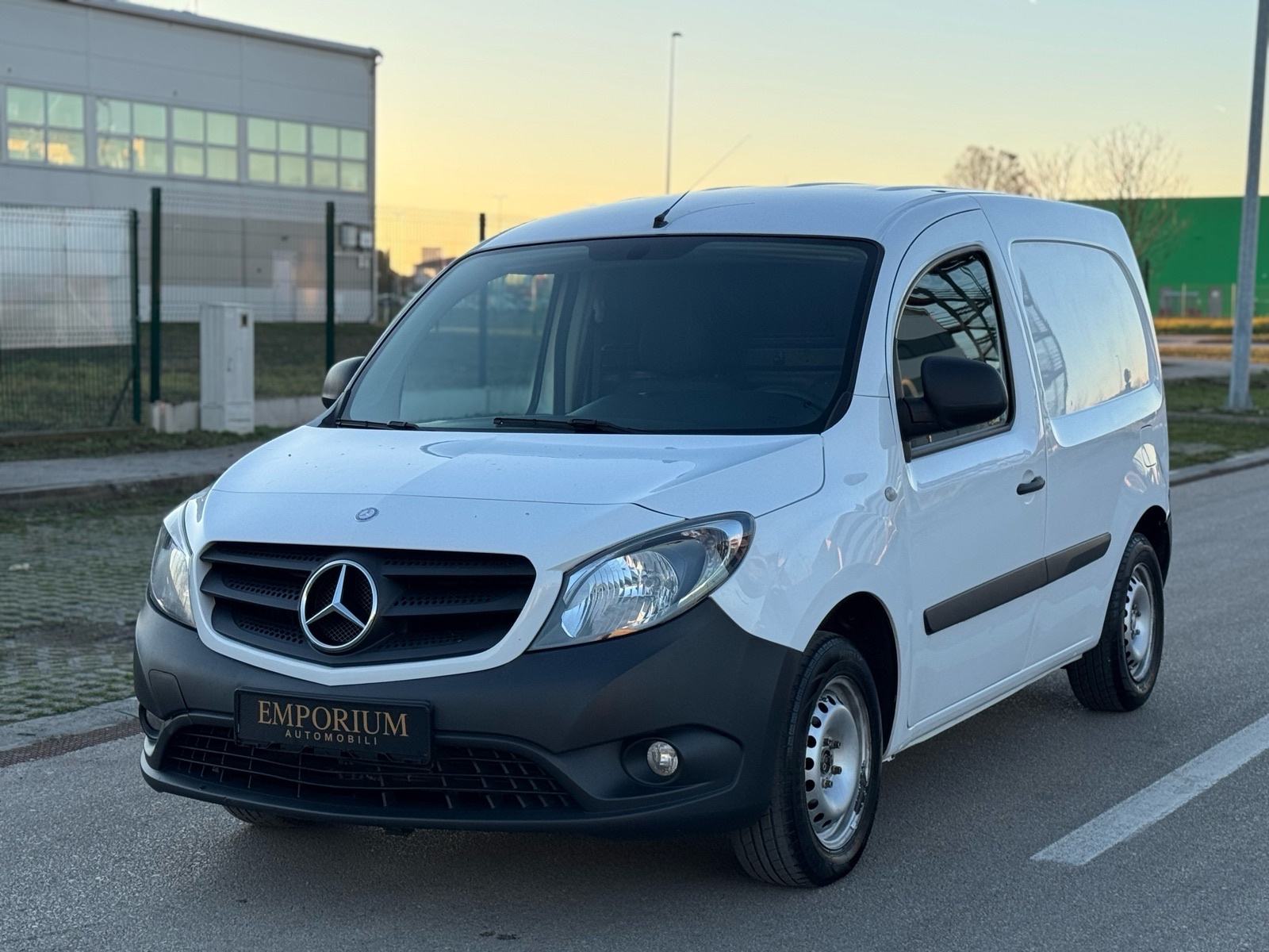 Mercedes-Benz Citan 1,5 D, pogled izvana - slika 1