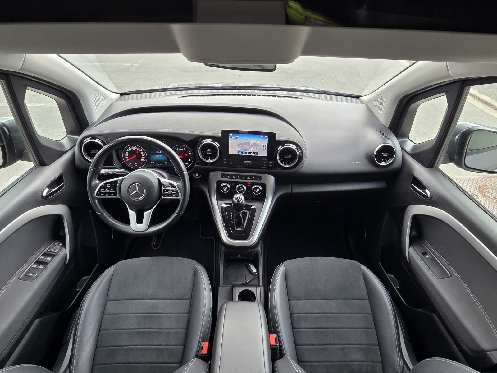 Mercedes-Benz Citan 180D automatik,PROGRESSIVE,LED,NAVI,ALCANTARA, fotografija 19