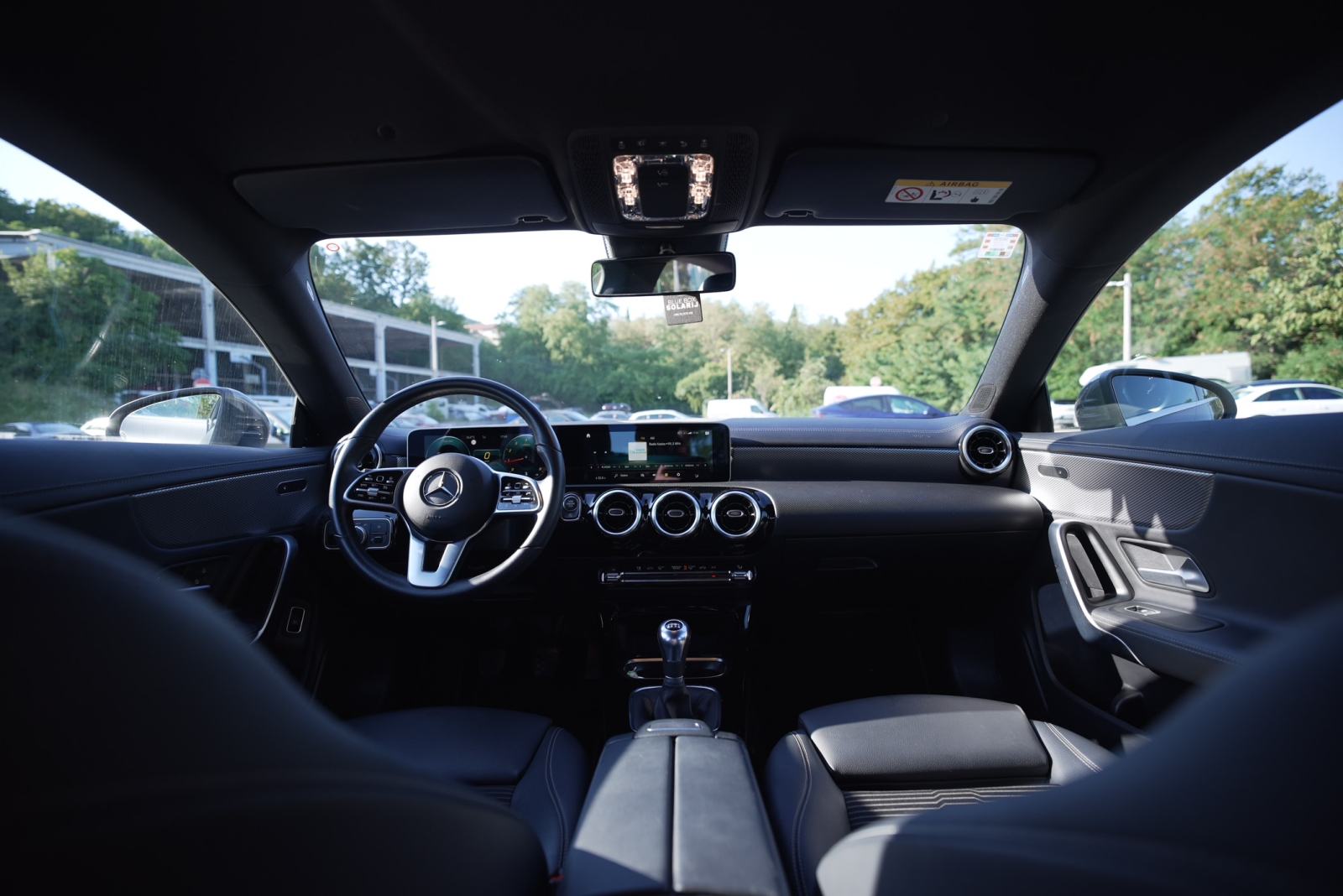 Mercedes-Benz CLA 180 (2020) – 55.000 km | Top Stanje | Full MB Servis, fotografija 2