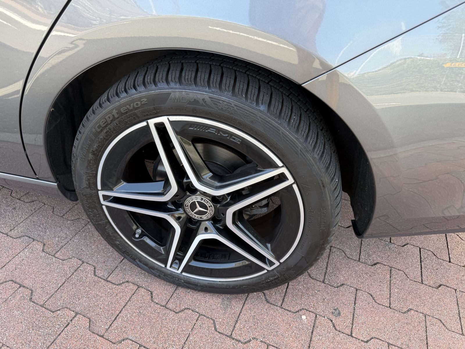 Mercedes-Benz CLA 180 (2020) – 55.000 km | Top Stanje | Full MB Servis, fotografija 5