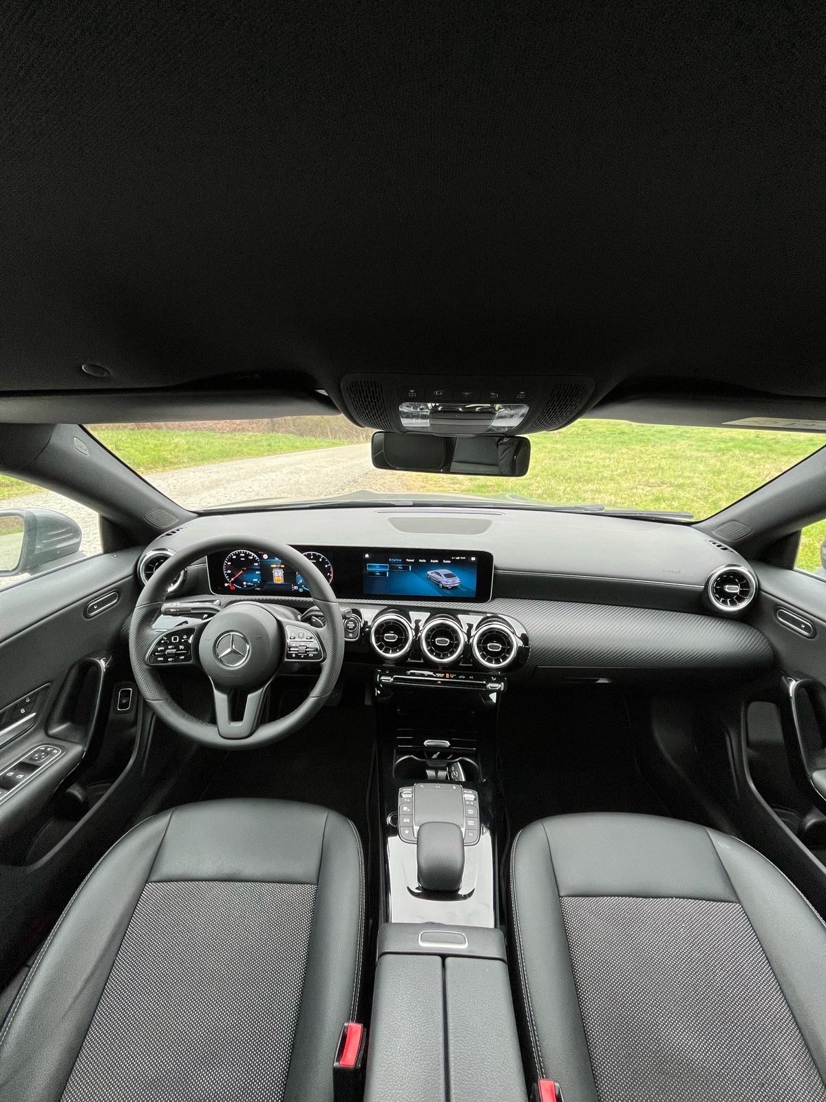 Mercedes-Benz CLA 180 / 7G / KAMERA / LED / WIDESCREEN / REG., fotografija 16