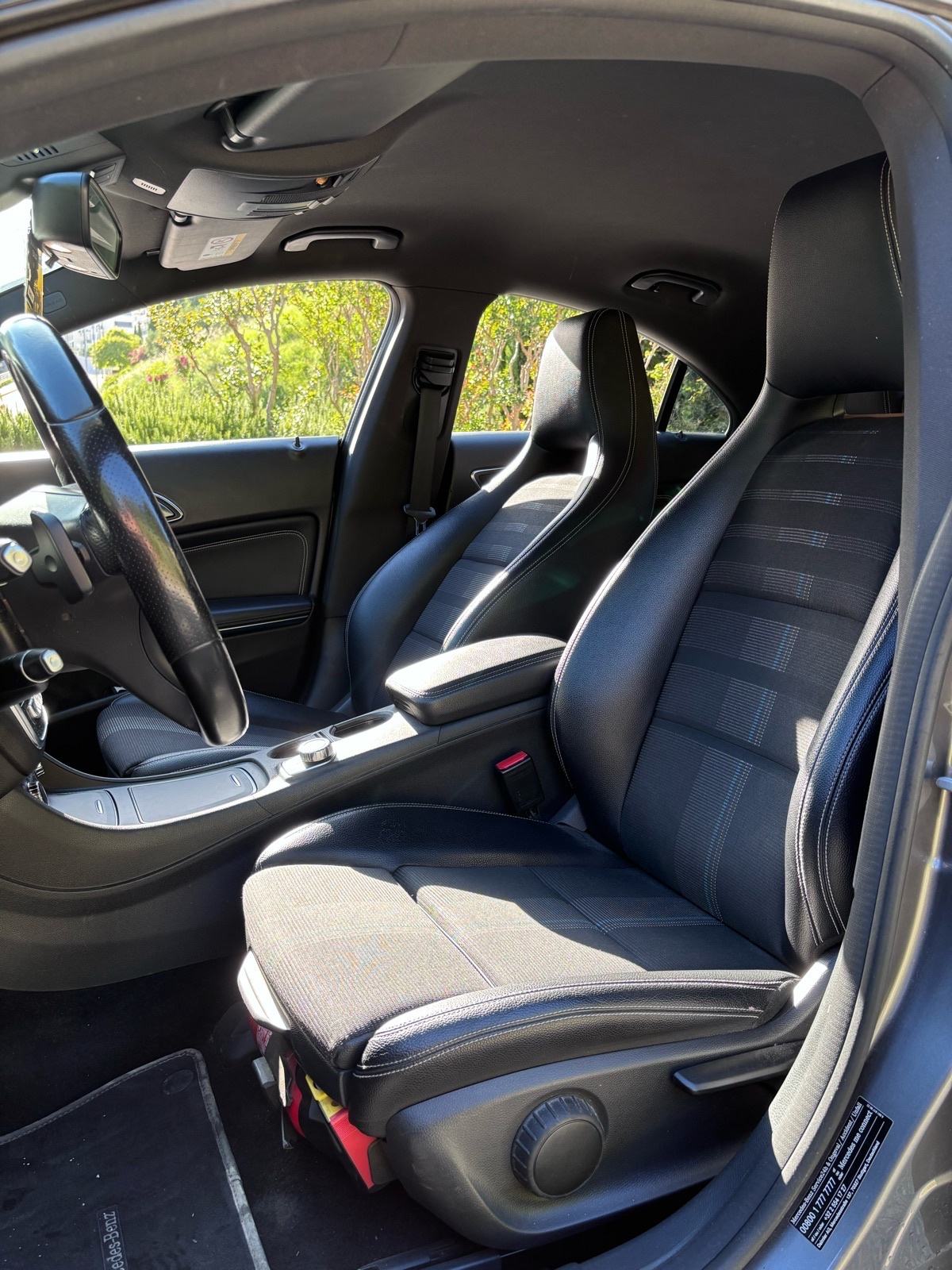 Mercedes-Benz CLA / 180d / 7g- Tronic / Night Package, fotografija 13