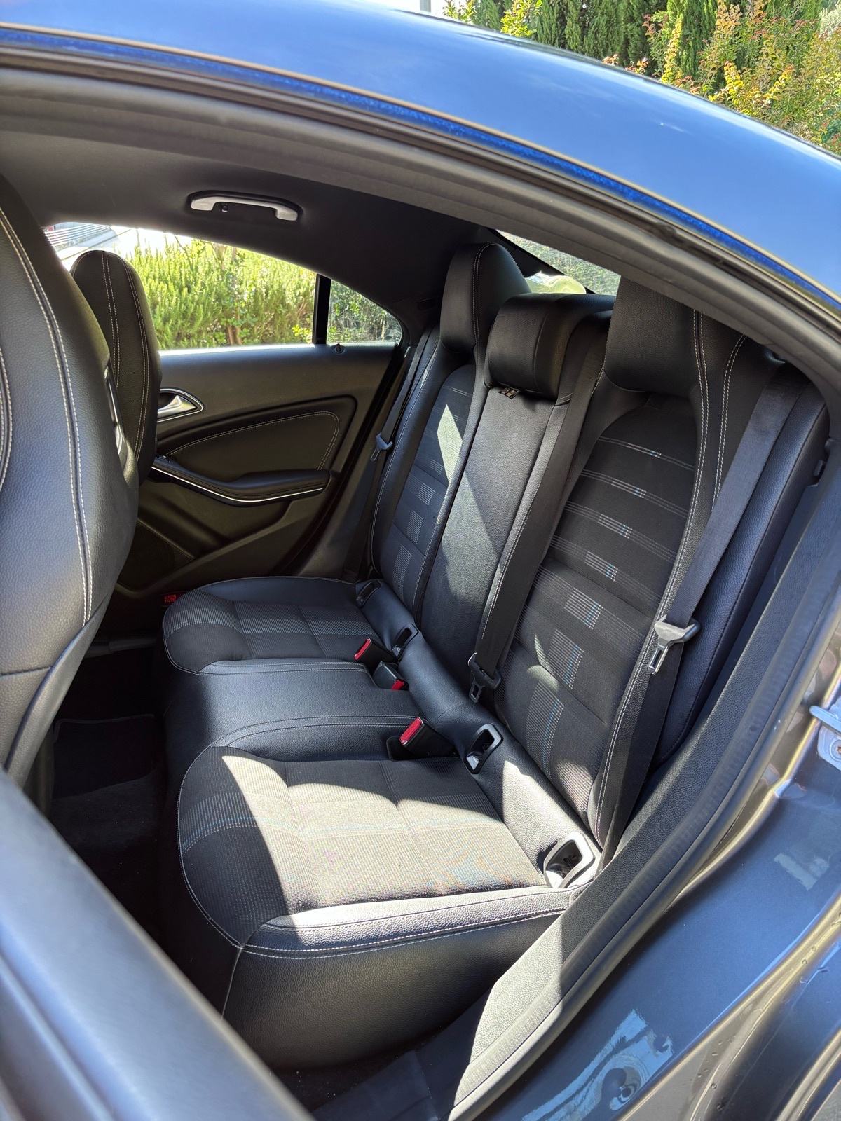 Mercedes-Benz CLA / 180d / 7g- Tronic / Night Package, fotografija 16