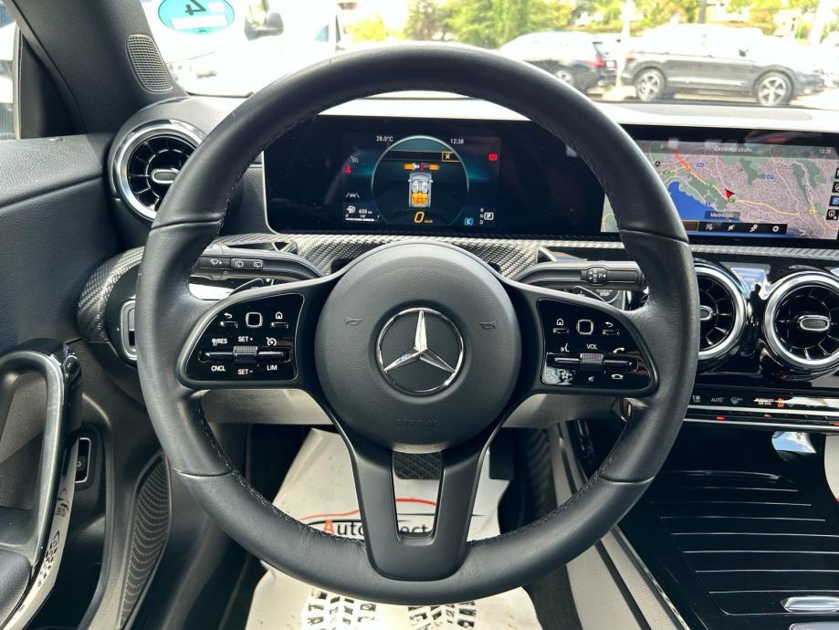 Mercedes-Benz CLA 180d - LED - VIRTUAL - GARANCIJA - SERVIS- REG.1.GOD, fotografija 13