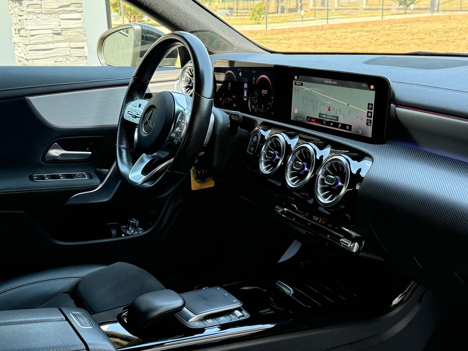 Mercedes-Benz CLA 220D 190ks 2021, AMG ,Pano, Navi, Alu 19, Jamstvo, fotografija 16