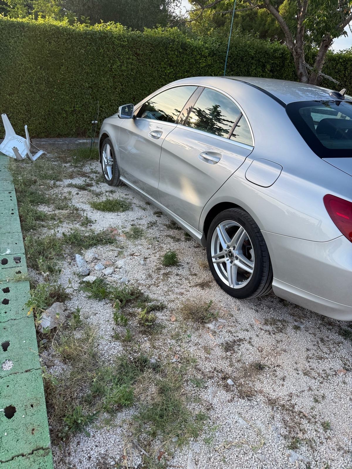 Mercedes-Benz CLA klasa 180 automatik, fotografija 12