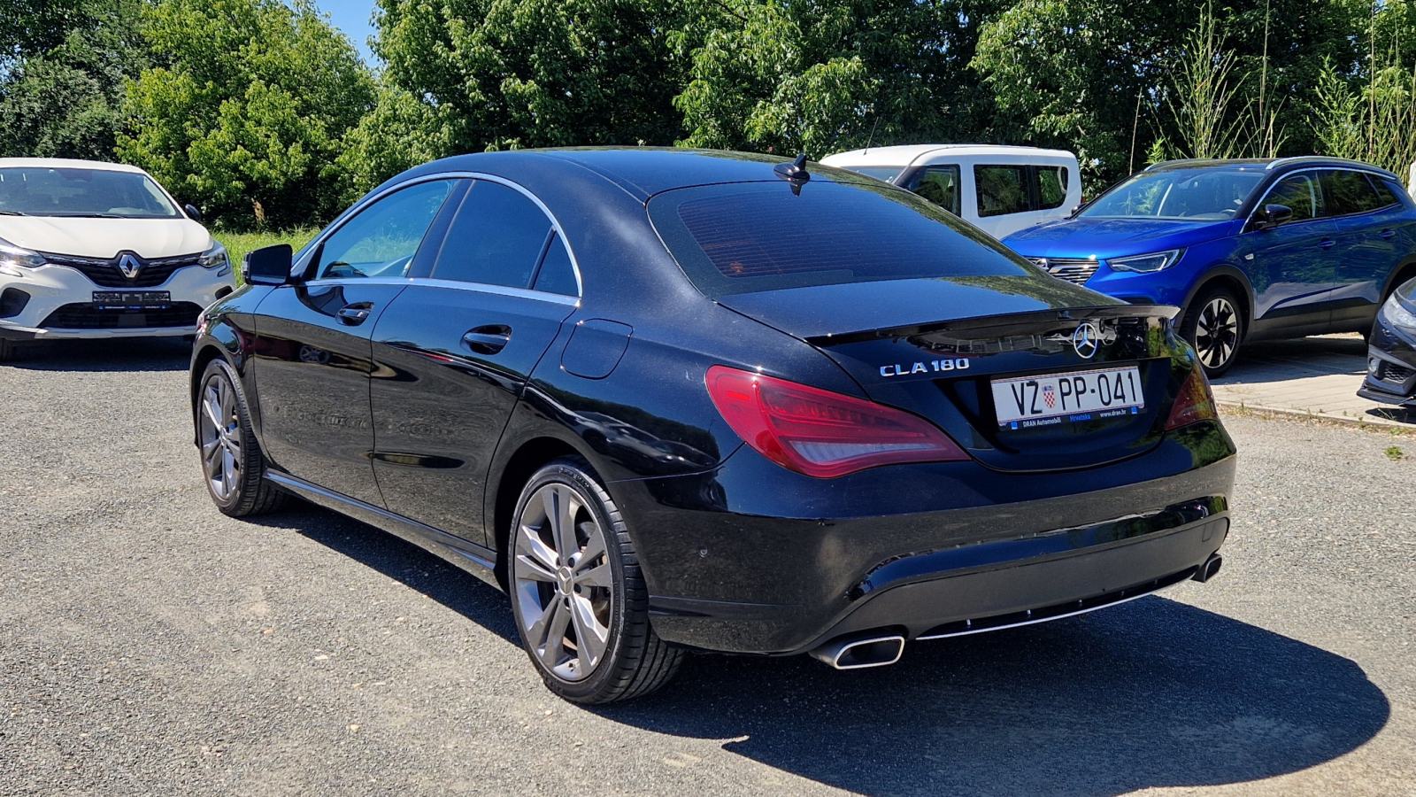 Mercedes-Benz CLA klasa 180, bi-xenon, 18" alu. Navi, fotografija 3