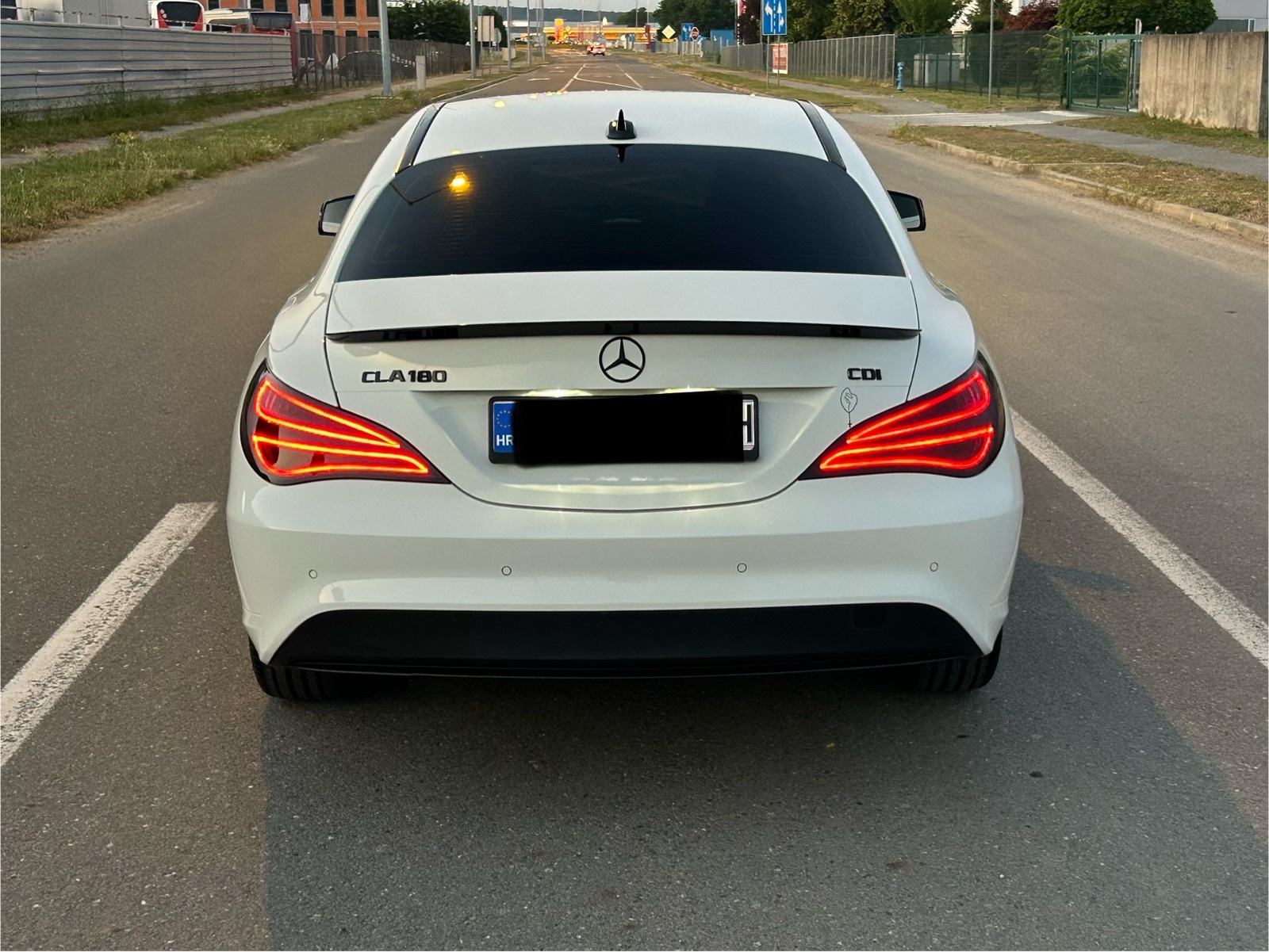 Mercedes-Benz CLA klasa 180 CDI 2016 god., fotografija 4