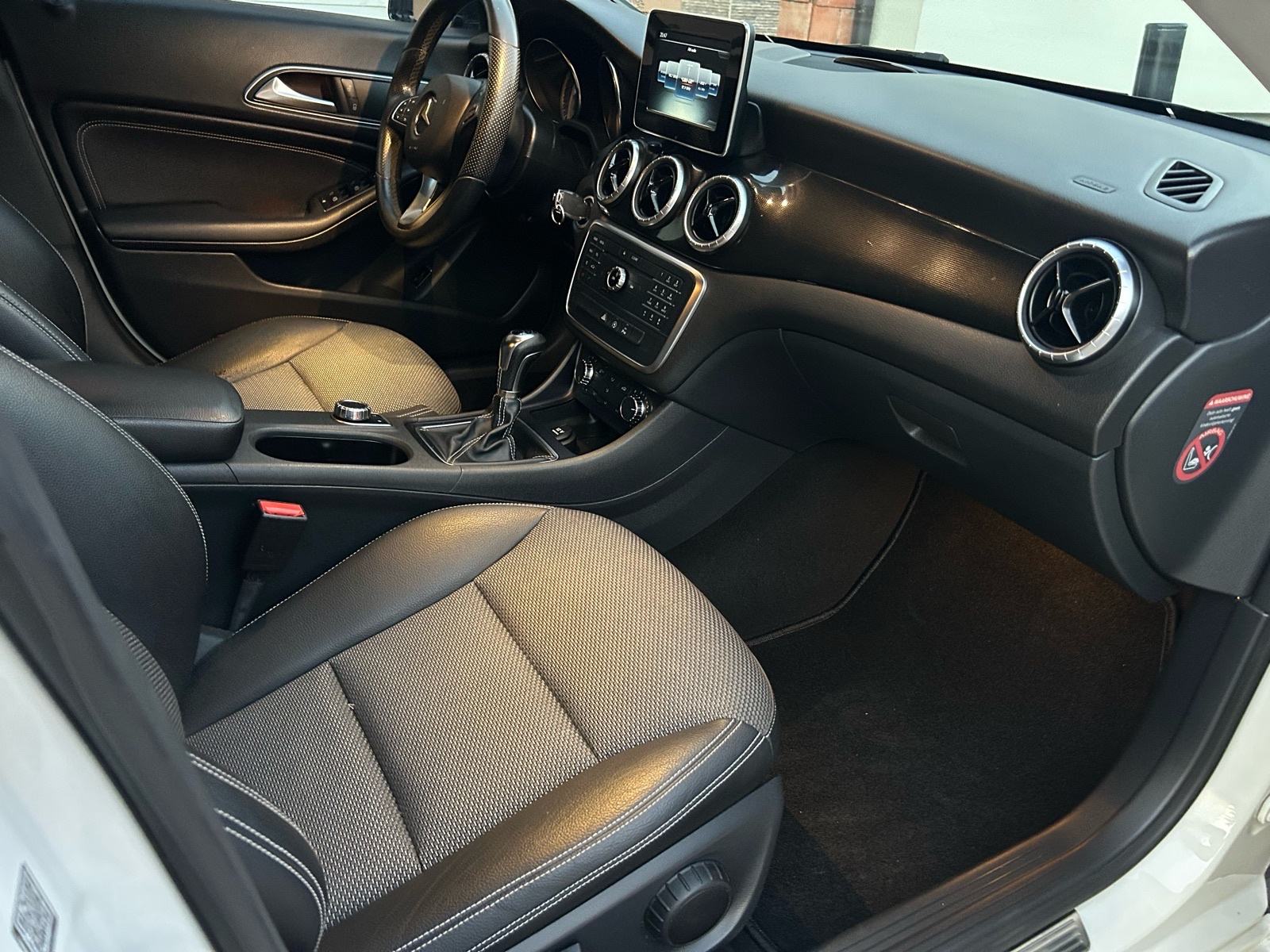 Mercedes-Benz CLA klasa 180 CDI 2016 god., fotografija 14