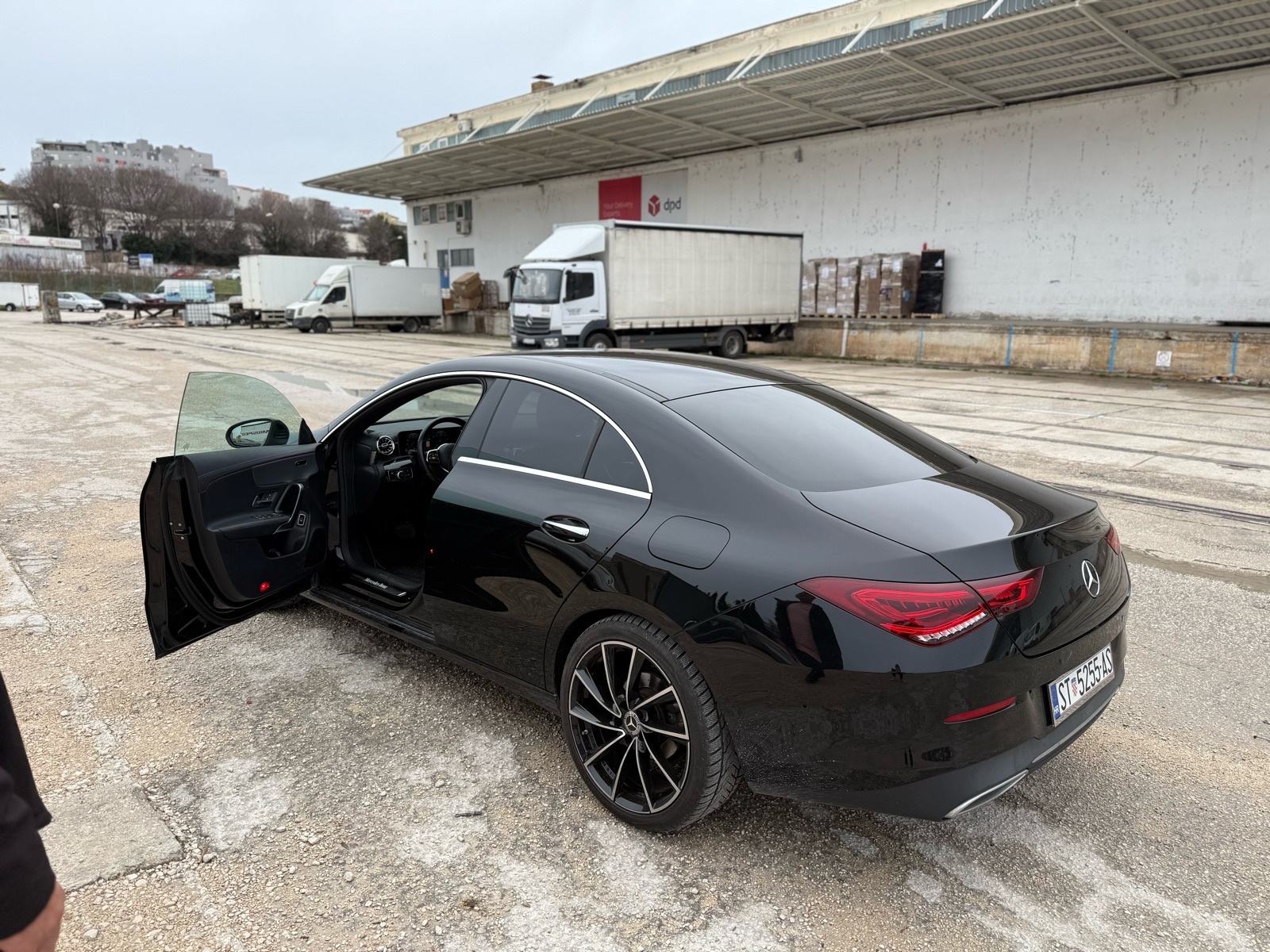 Mercedes-Benz CLA klasa 180 d automatik, pogled izvana - slika 4
