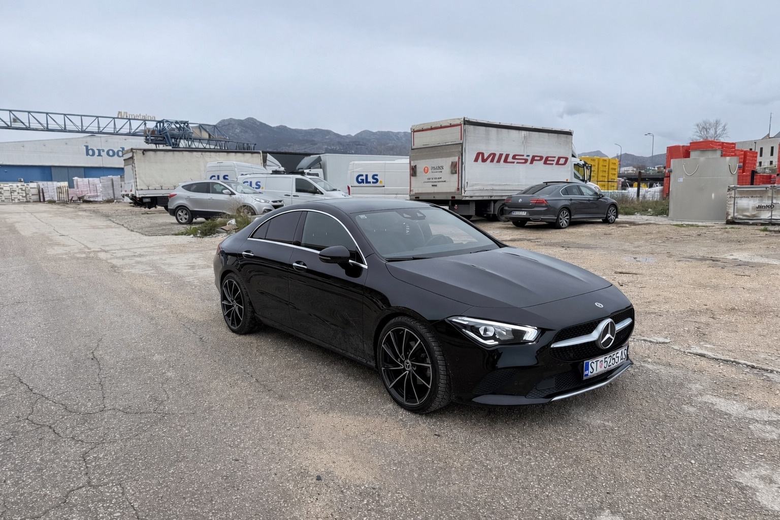 Mercedes-Benz CLA klasa 180 d automatik, pogled izvana - slika 2