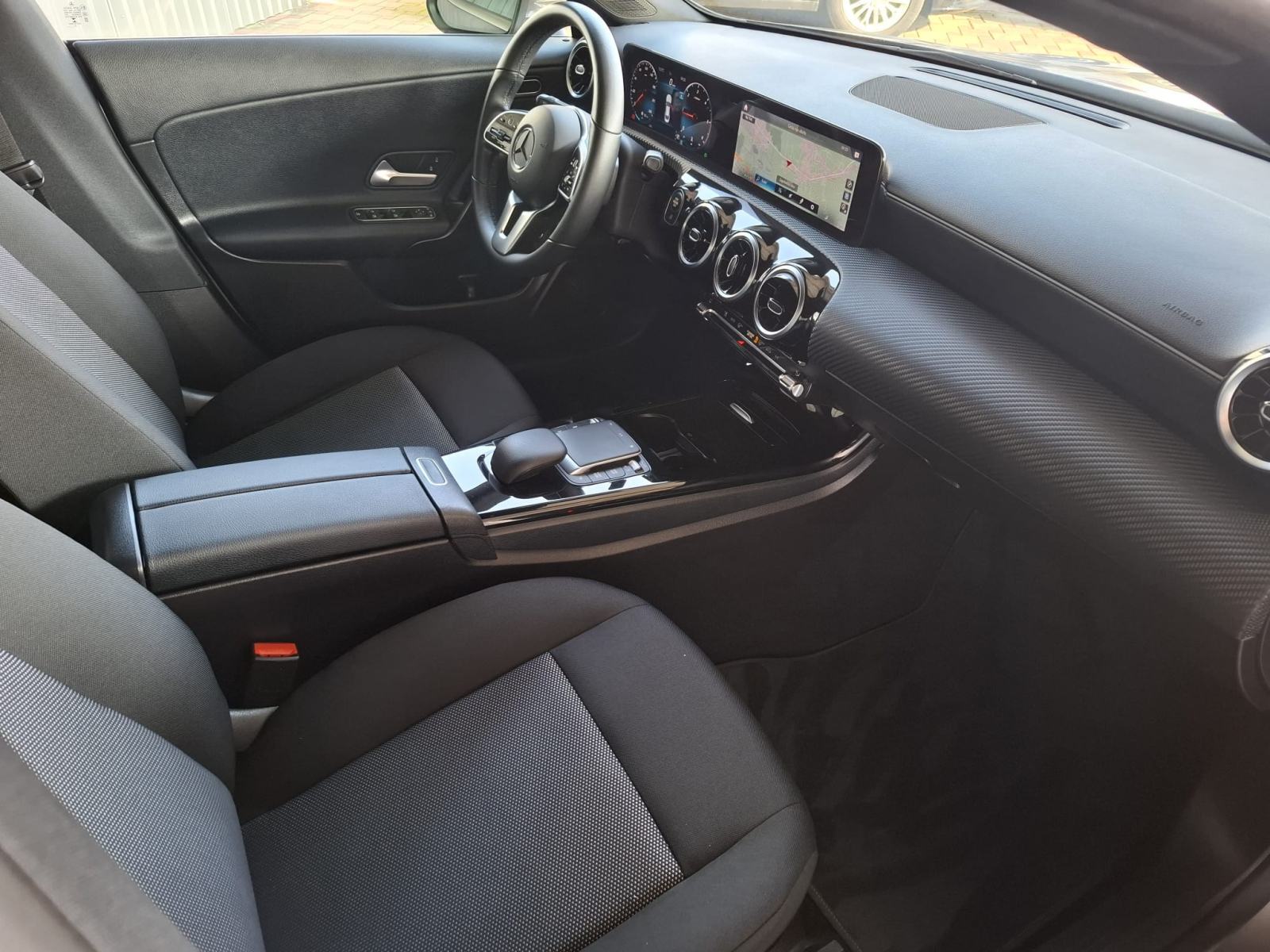 Mercedes-Benz CLA klasa 180 d LEASING BEZ UČEŠĆA I BEZ JAMACA, fotografija 12
