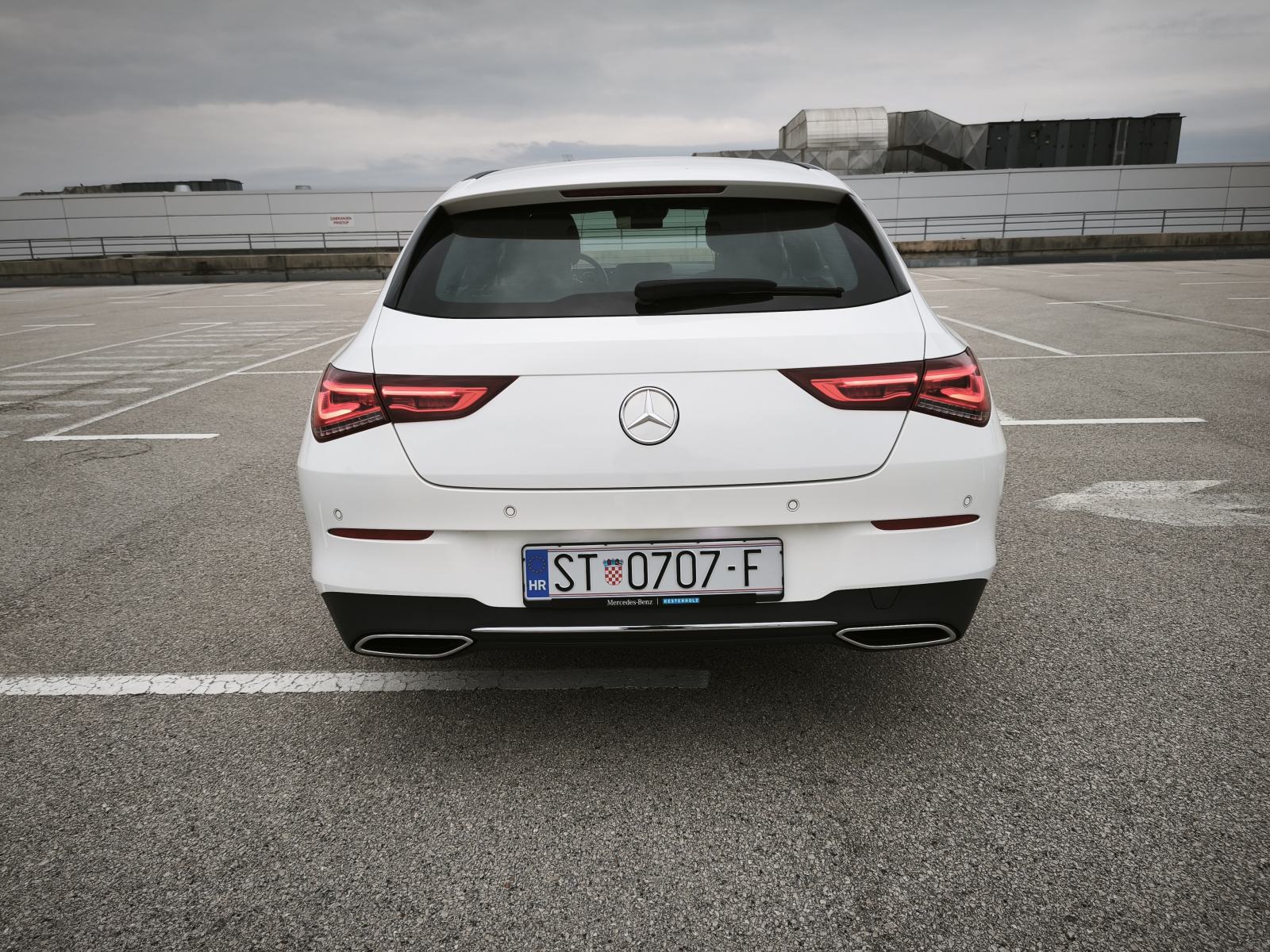 Mercedes-Benz CLA 180 d SB, 360°kamera, automatik, panorama krov, fotografija 5