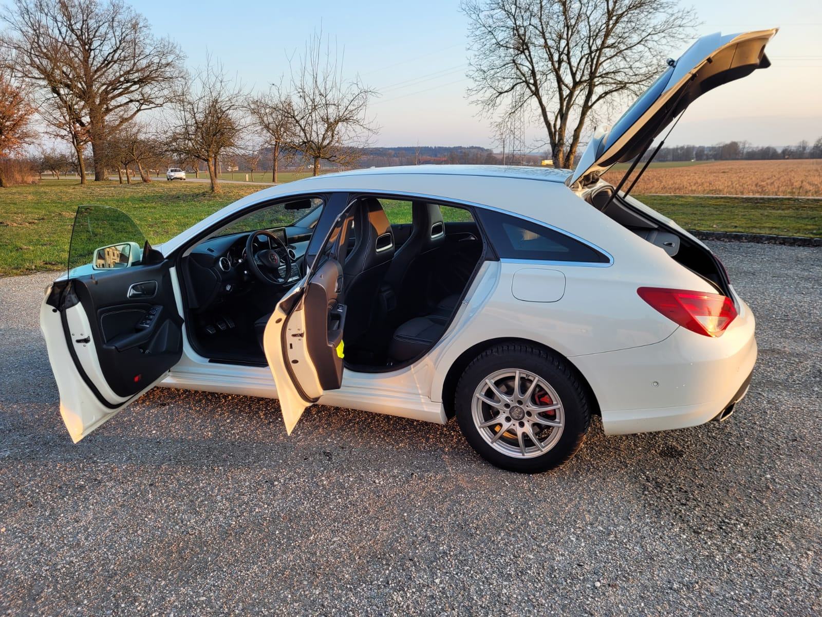 Mercedes-Benz CLA klasa 180d AMG, fotografija 7