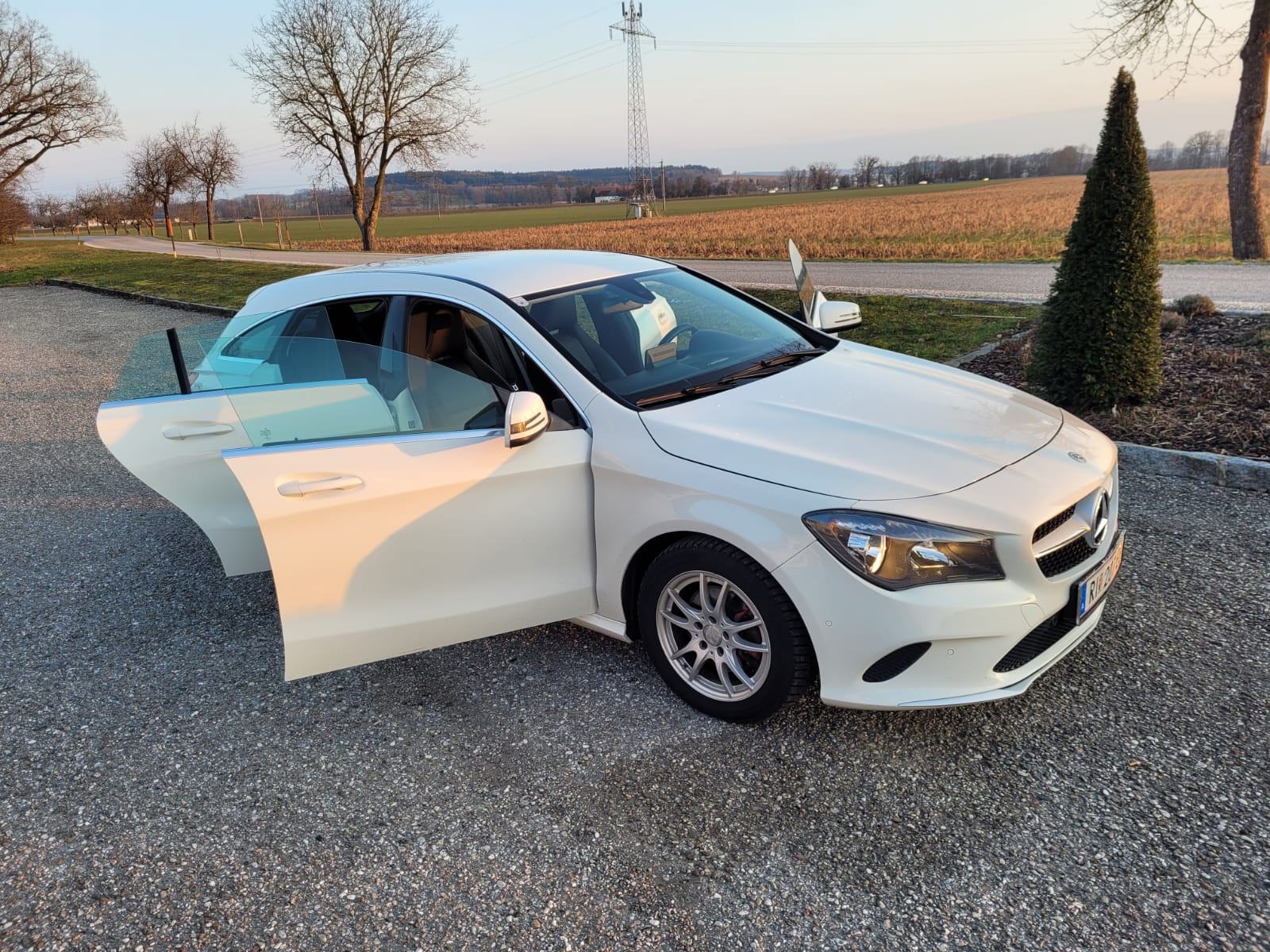Mercedes-Benz CLA klasa 180d AMG, fotografija 8