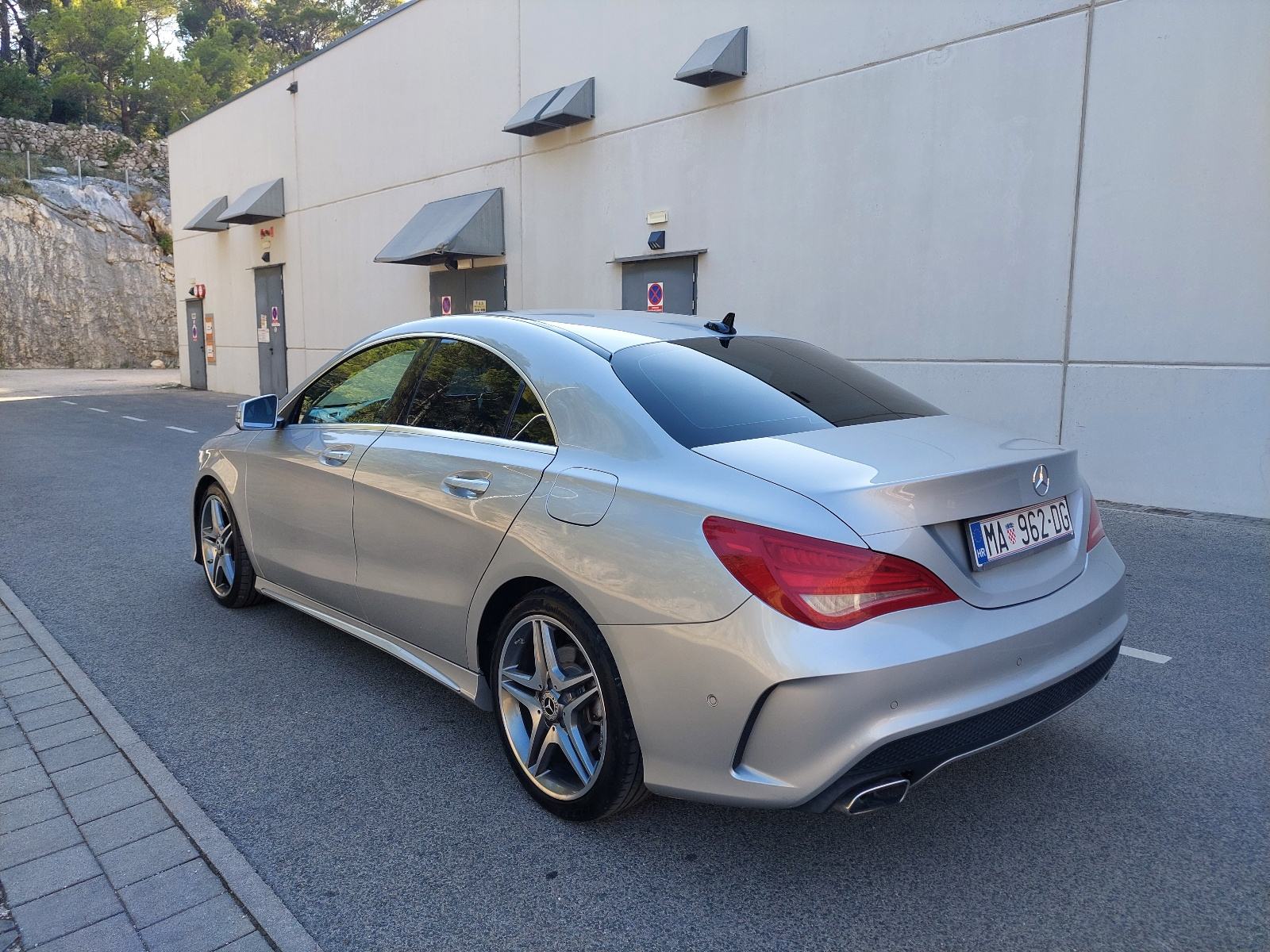 Mercedes-Benz CLA klasa 200 AMG **AUTOMATIK**HR. AUTO**, fotografija 8