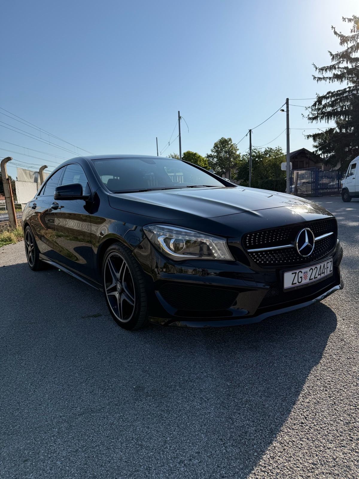 Mercedes-Benz CLA klasa 200 CDI AMG, pogled izvana - slika 1
