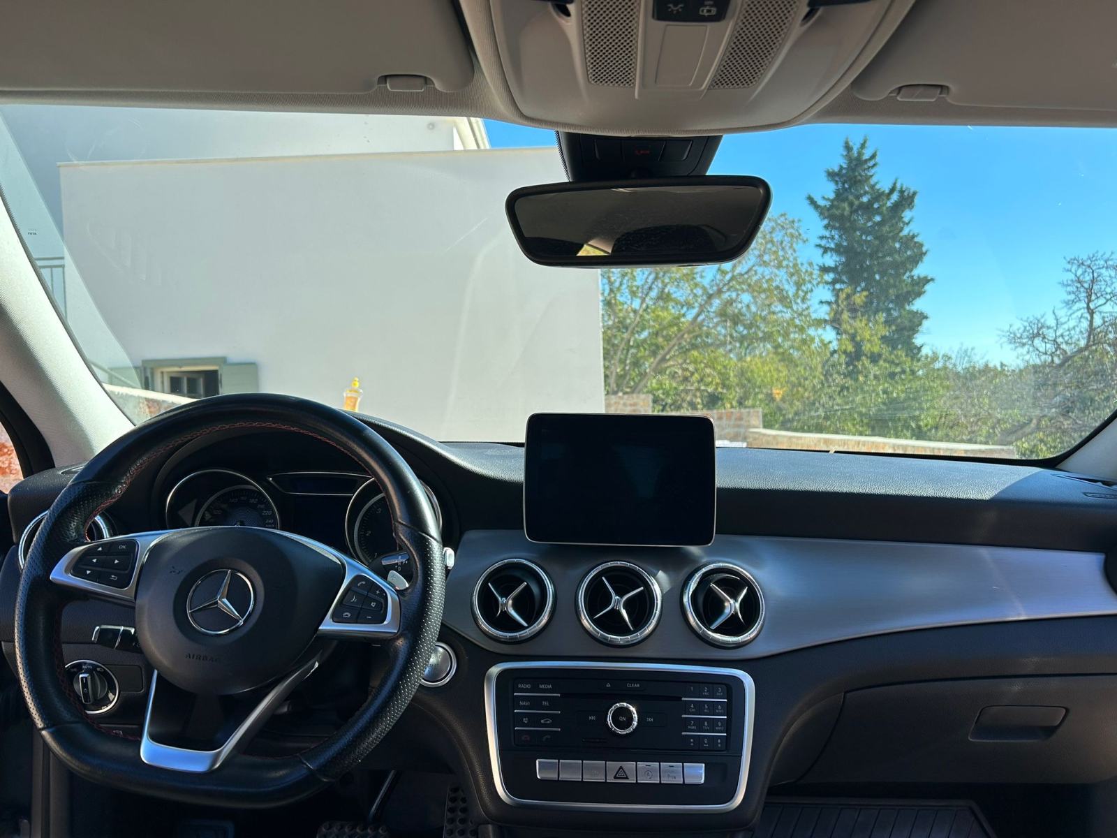 Mercedes-Benz CLA klasa 200 d AMG, fotografija 2