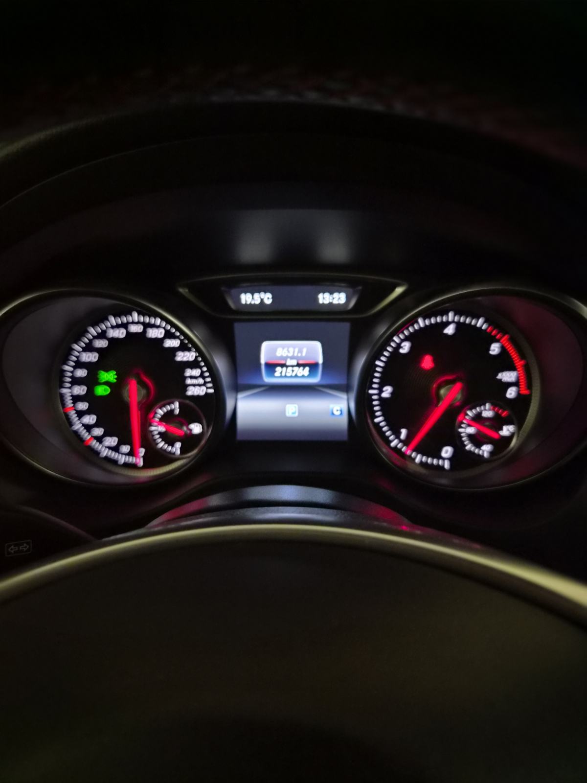 Mercedes-Benz CLA klasa 200 d AMG, fotografija 17