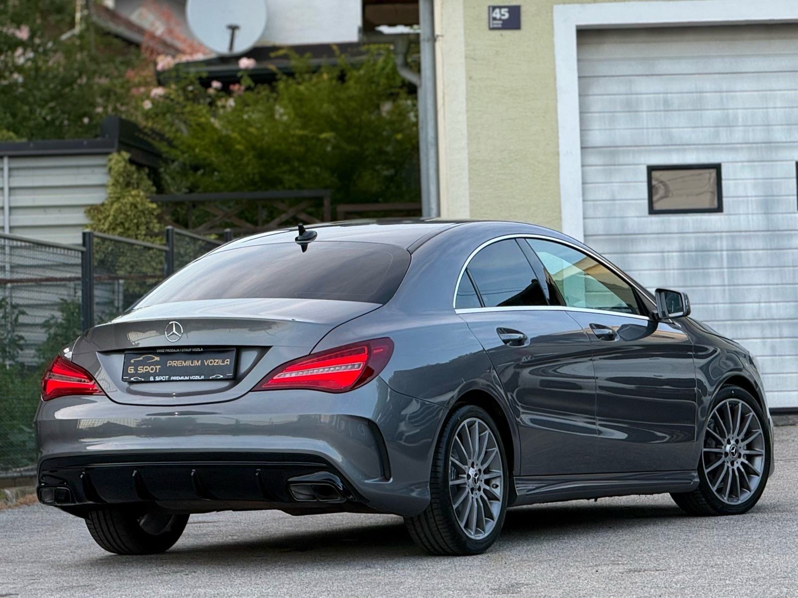 Mercedes-Benz CLA klasa 200 d *AUTOMATIK*AMG*EXCLUSIVE*ILS*AMBIENT*NAV, fotografija 6