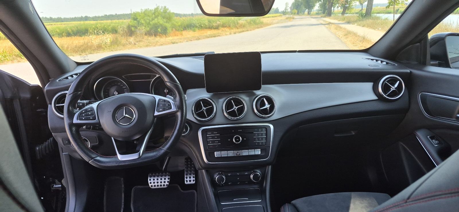 Mercedes-Benz CLA AMG klasa 200 d automatik, fotografija 9